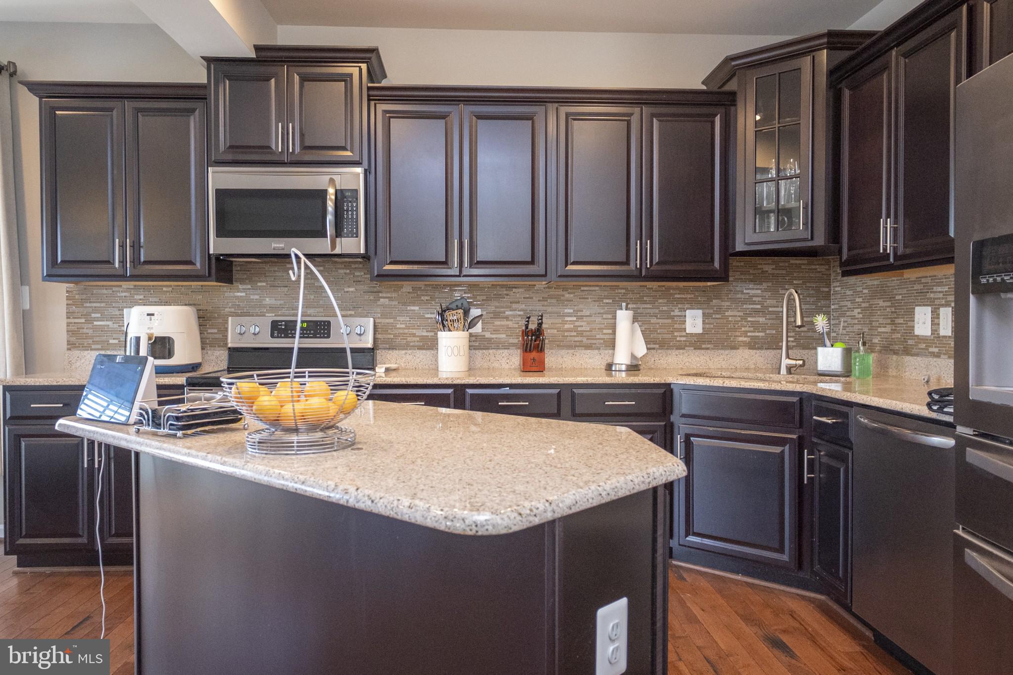 WOODMORE TOWNE CENTRE - Residential