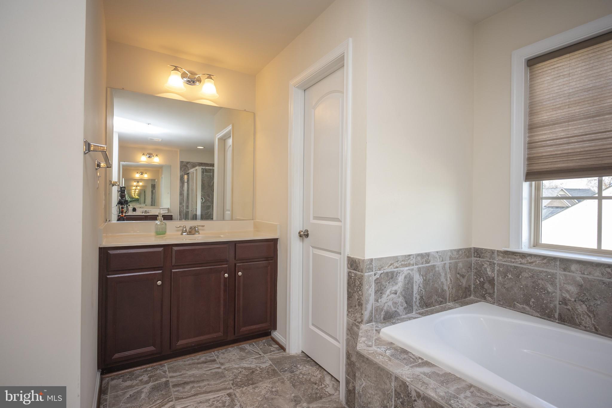 WOODMORE TOWNE CENTRE - Residential