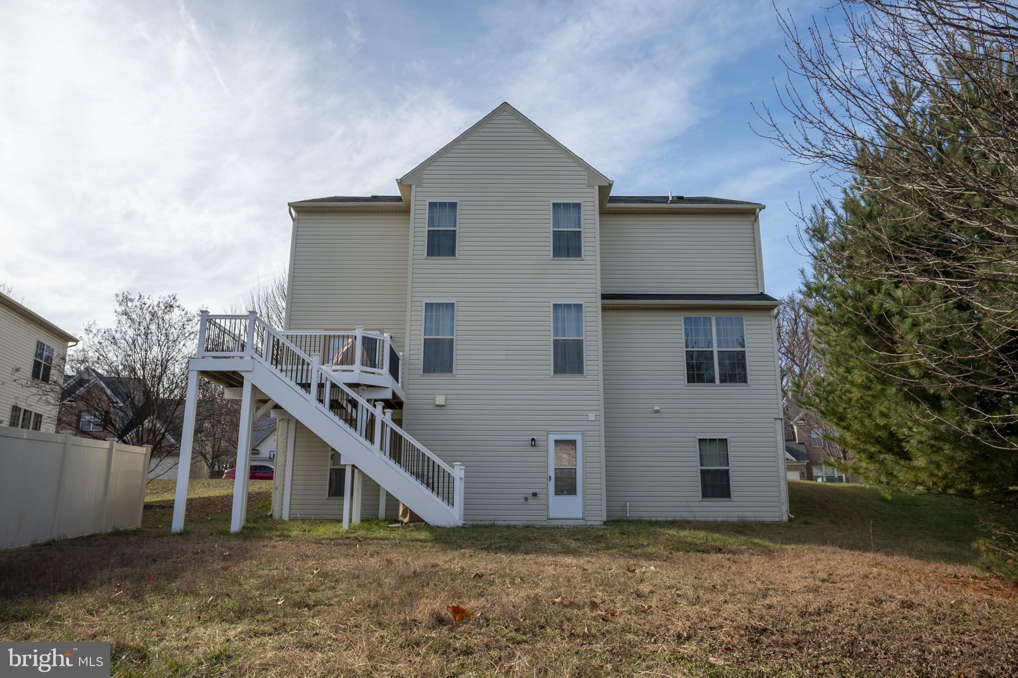 WOODMORE TOWNE CENTRE - Residential