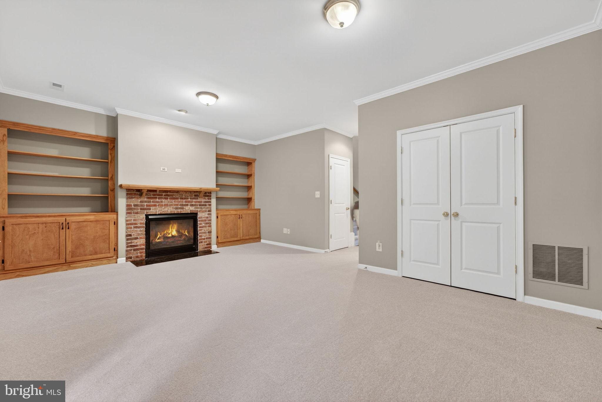 MEADOWS AT MORRIS FARM - Residential