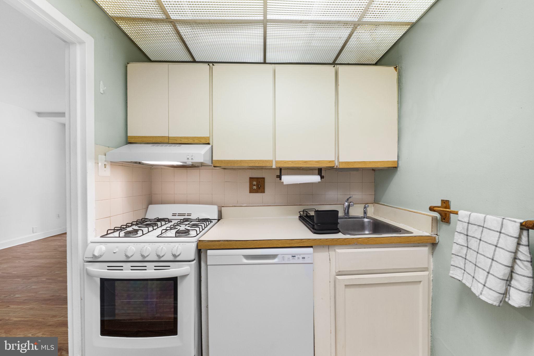 1021 ARLINGTON BOULEVARD 241