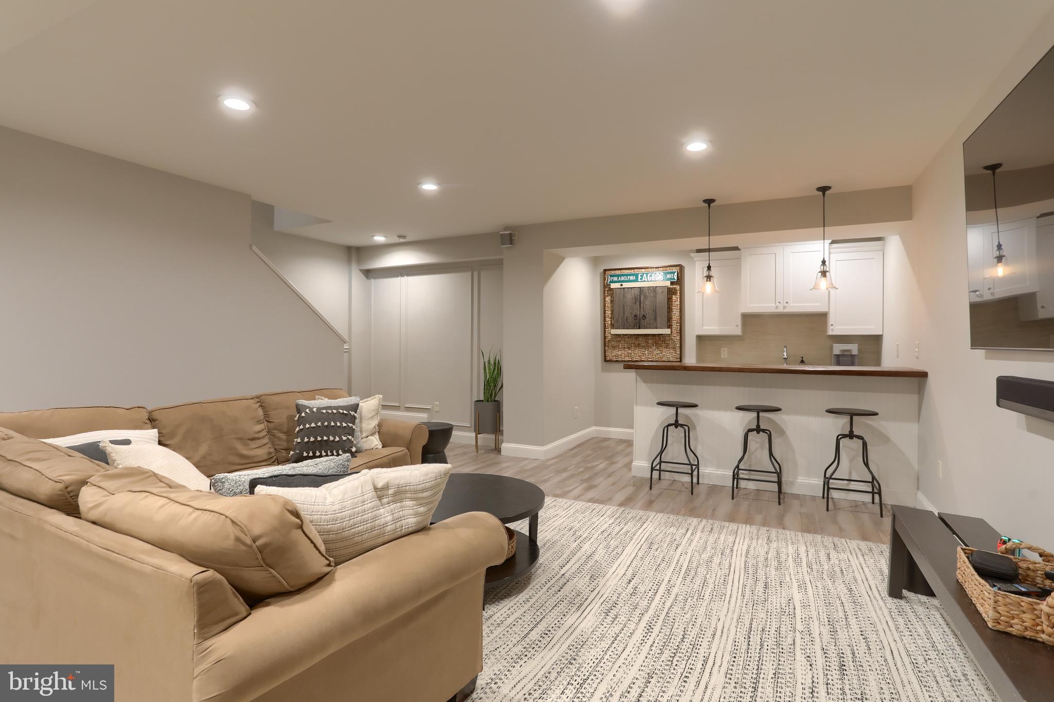 BRIGHTON - Residential