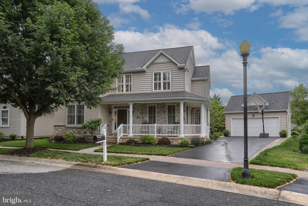 Photo of 1017 Sloan Street, LITITZ, PA 17543 (MLS # PALA2088450)