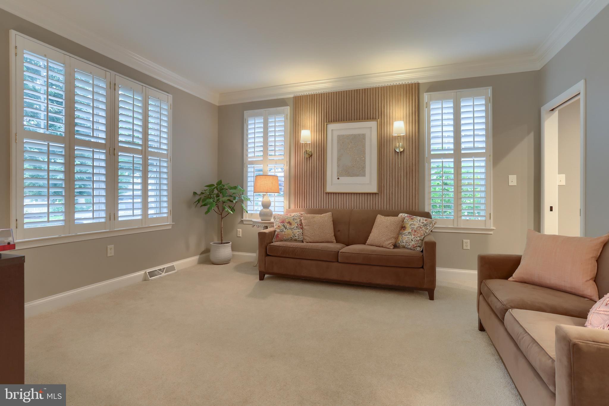 BRIGHTON - Residential