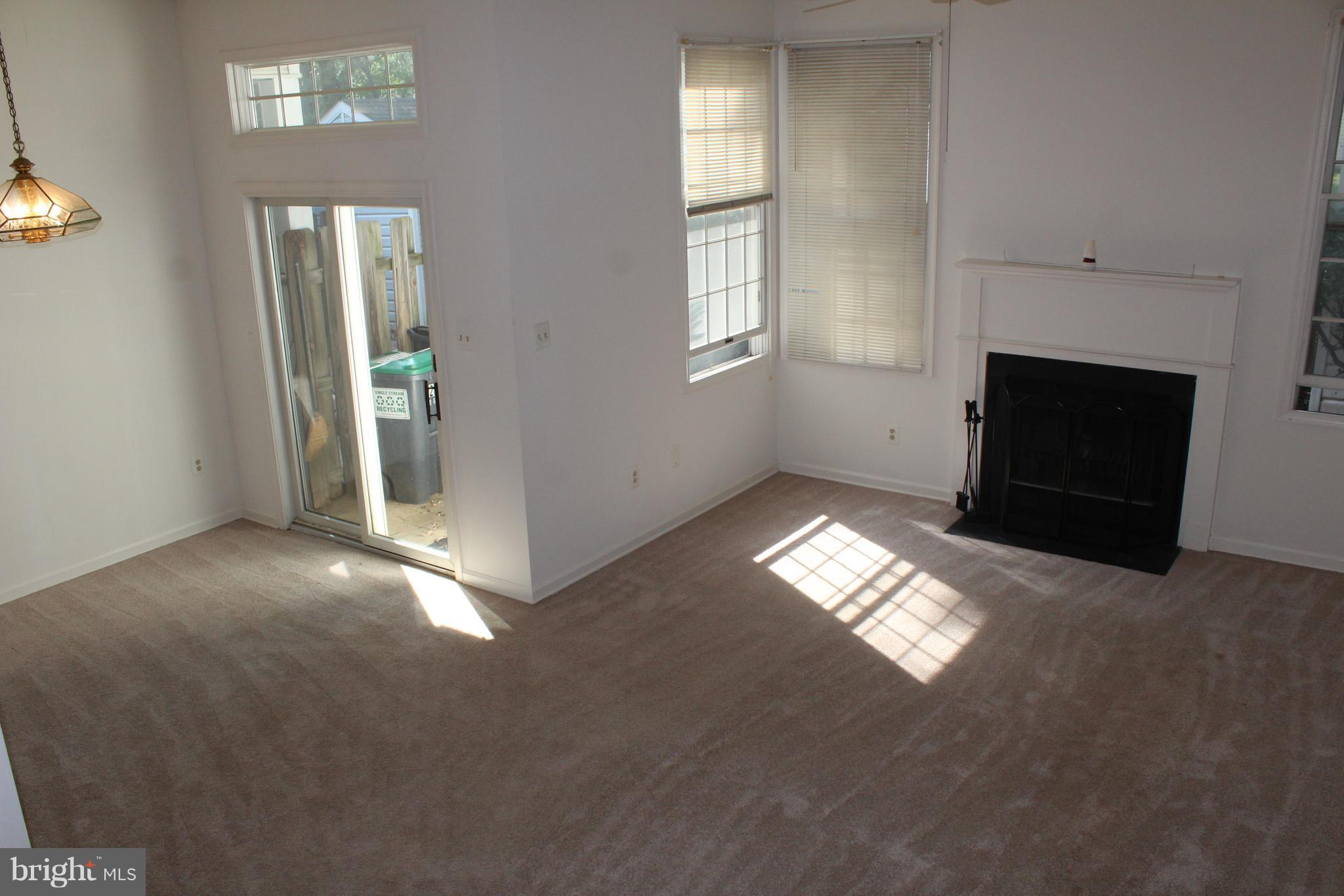 PARK RIDGE - Residential Lease