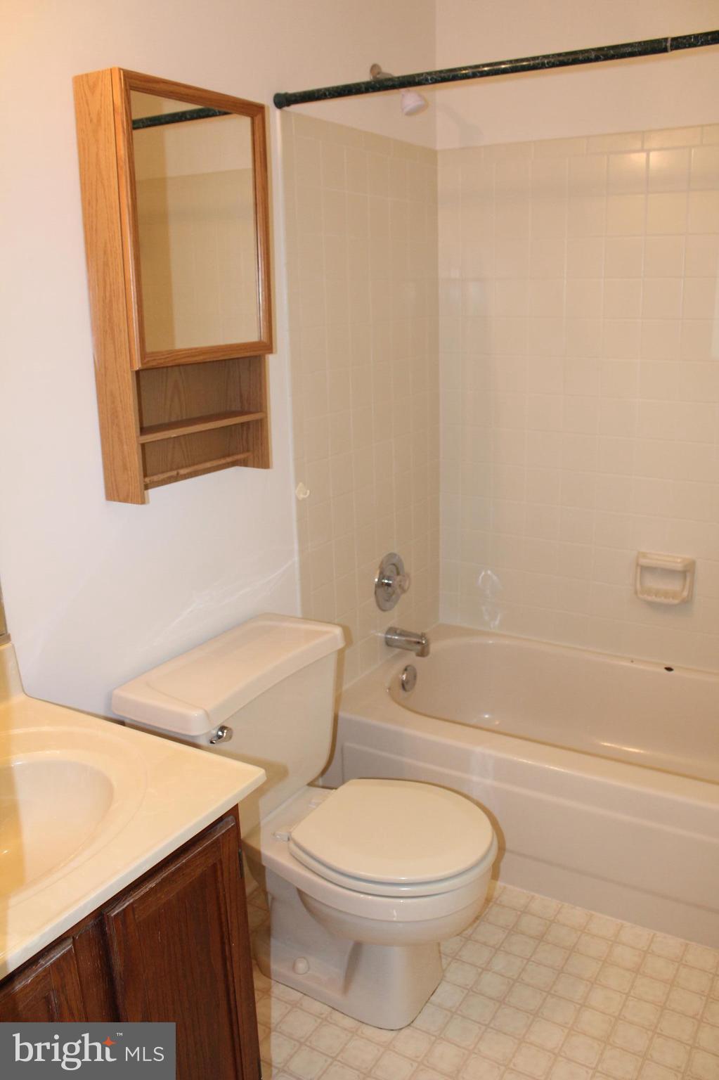 PARK RIDGE - Residential Lease