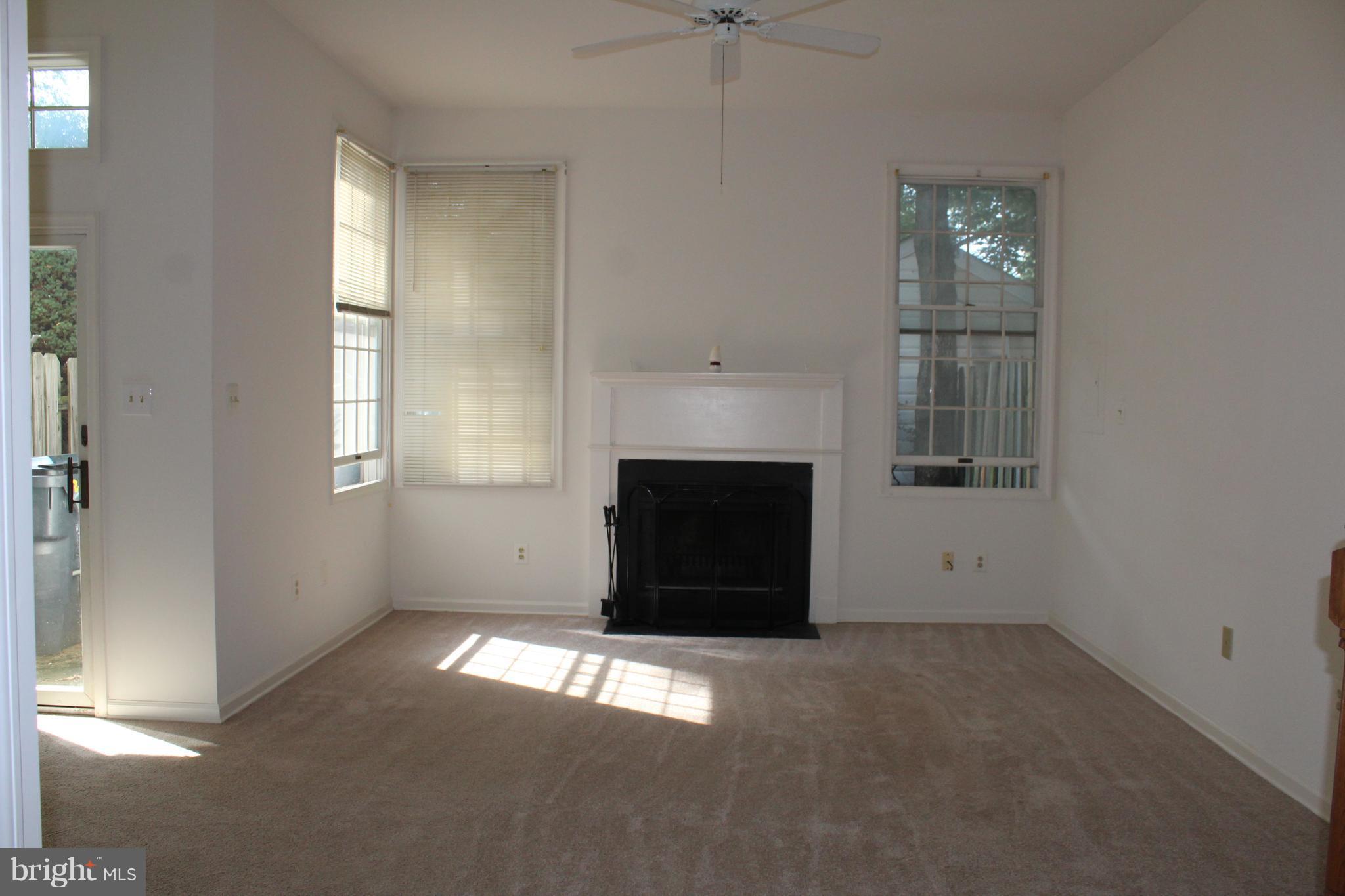 PARK RIDGE - Residential Lease