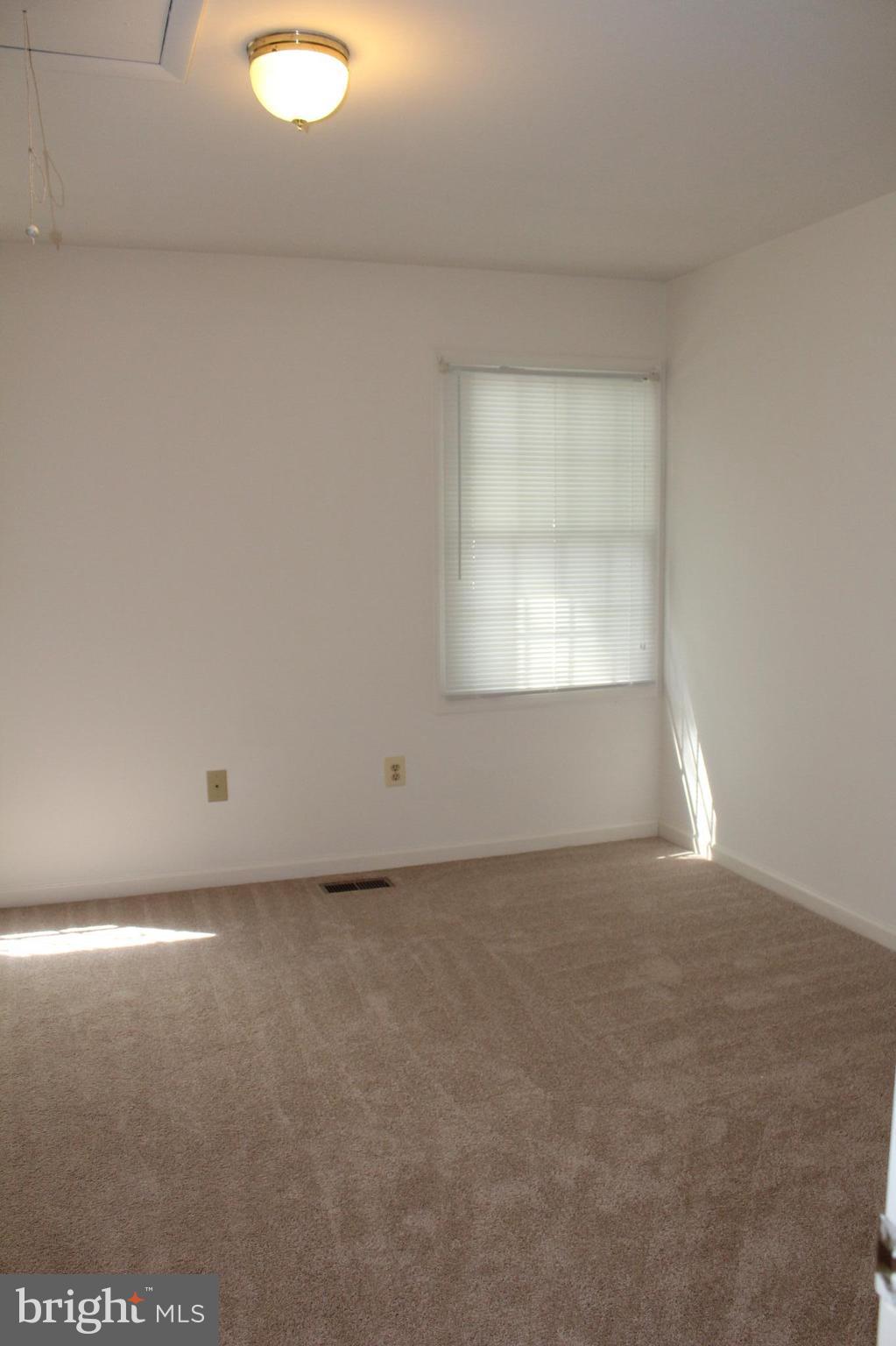 PARK RIDGE - Residential Lease