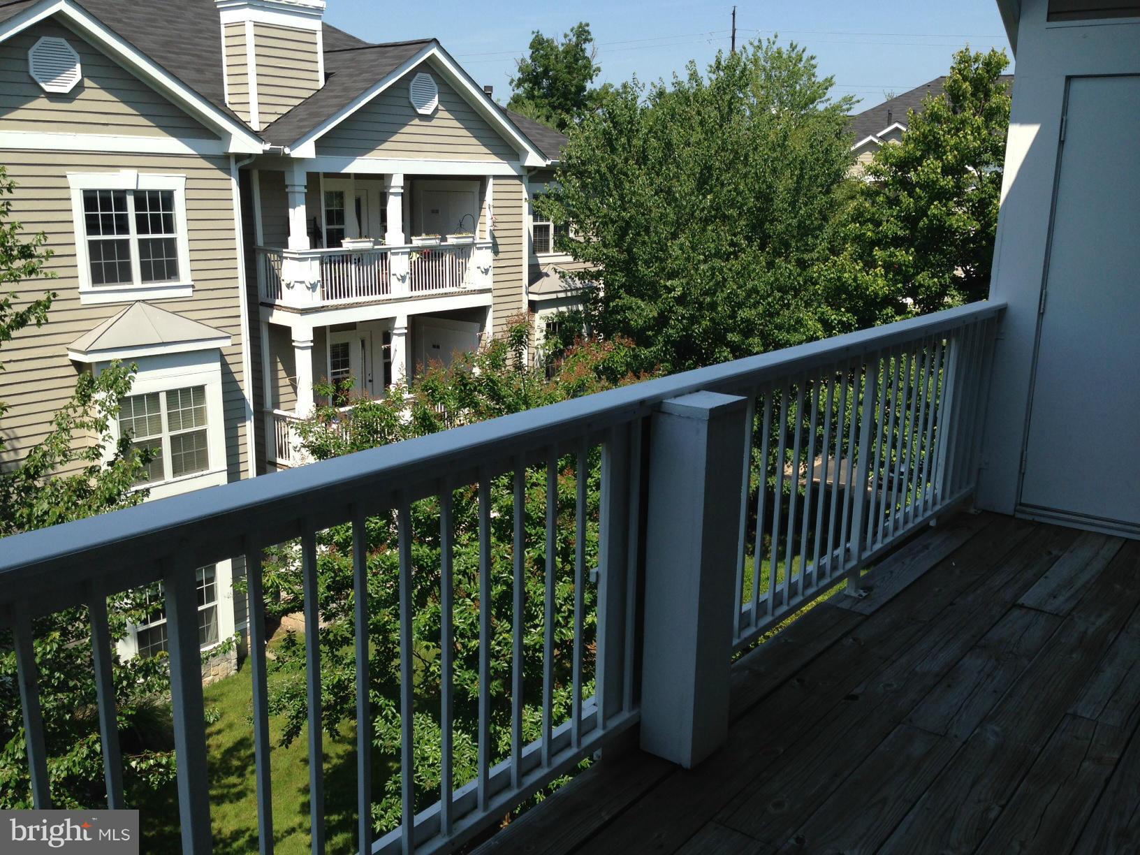 EDGEWATER AT TOWN CENTER - Residential Lease