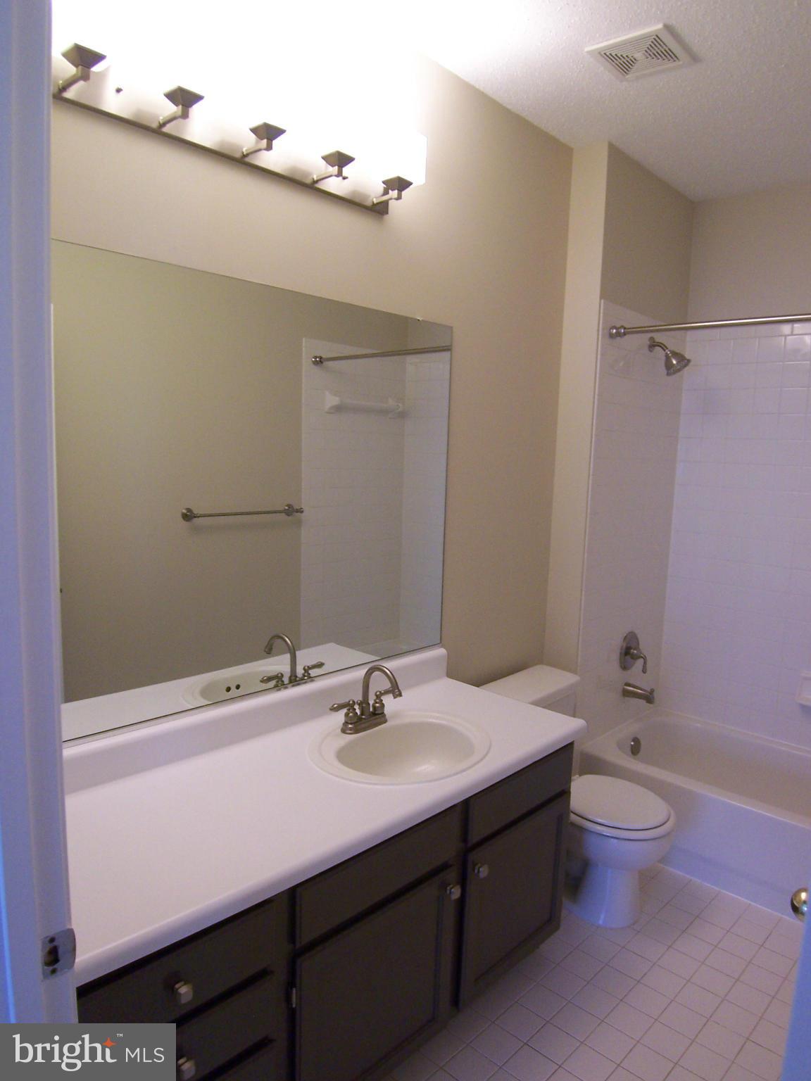 EDGEWATER AT TOWN CENTER - Residential Lease