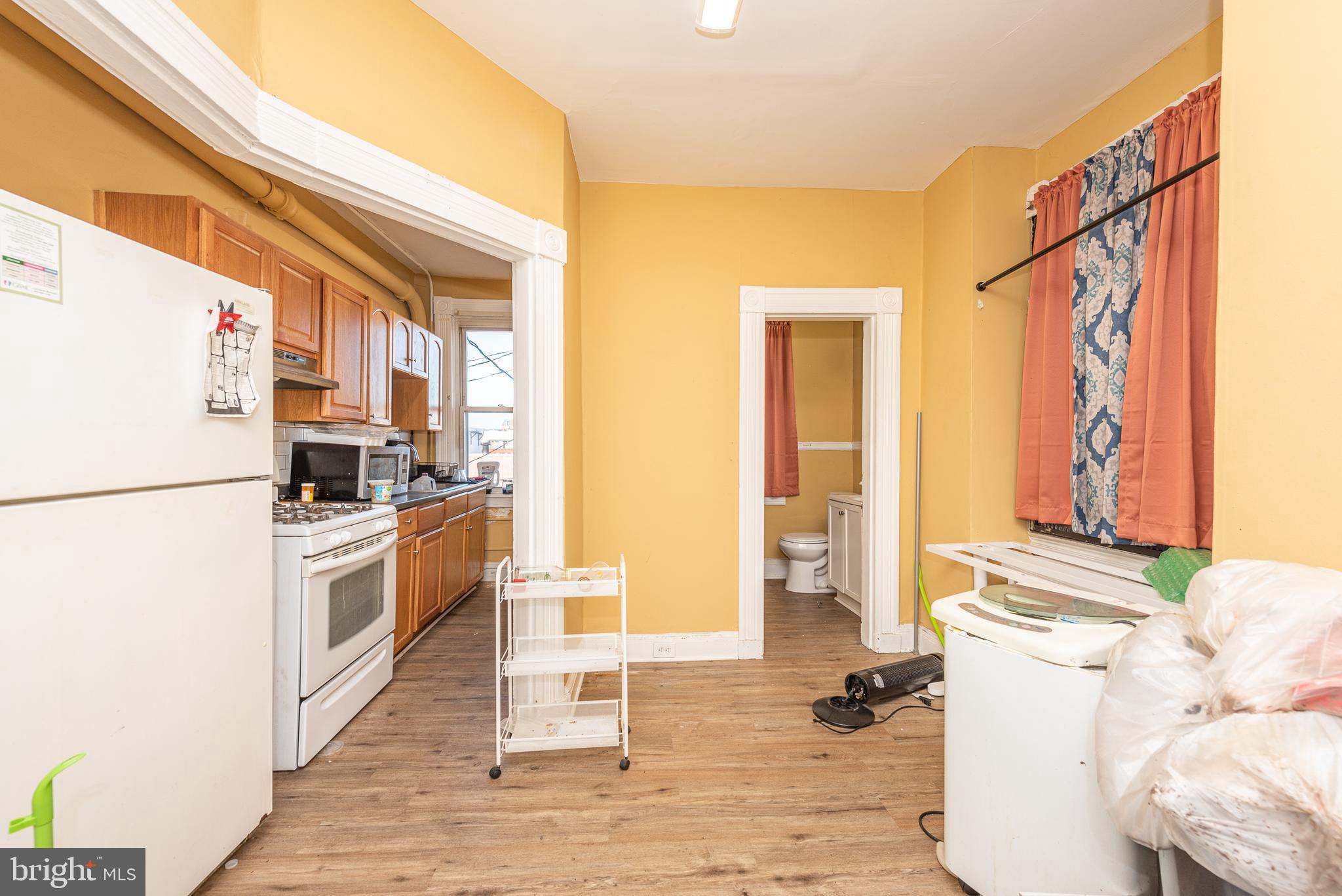 CHARLES VILLAGE - Commercial Sale