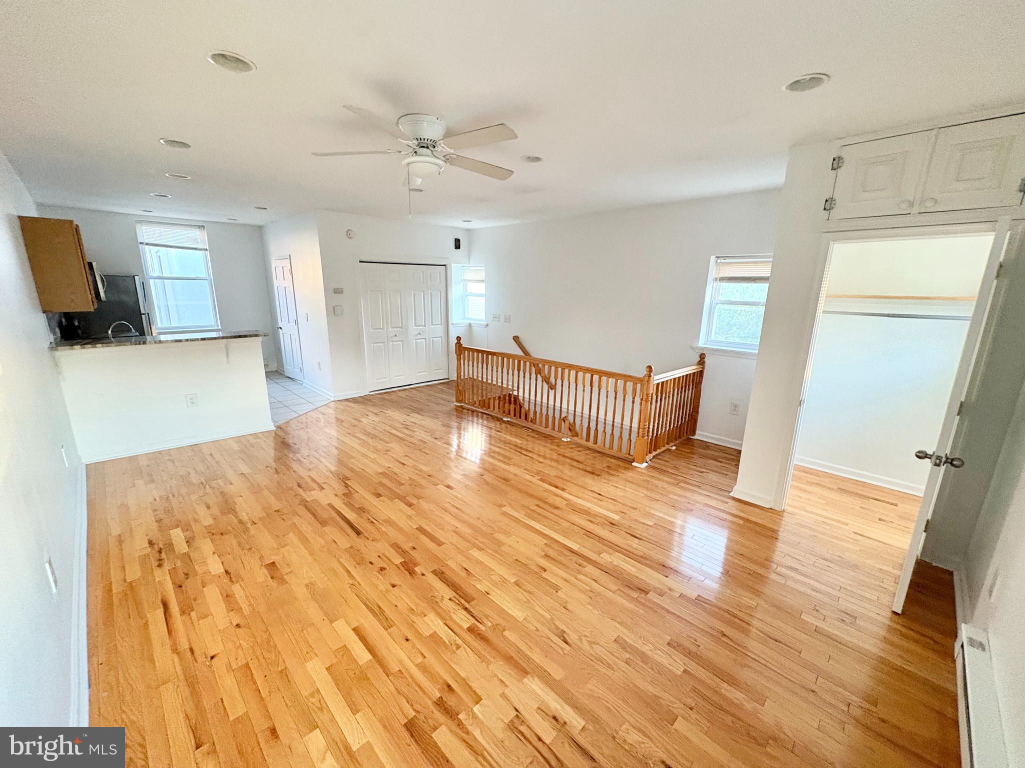 Welcome to 2002 N 4th St #4, a cozy top-floor studio apartment just steps from the lively Norris Square neighborhood. This thoughtfully designed unit features the convenience of an in-unit washer and dryer and electric heating to keep you comfortable year-round.
Perfect for anyone seeking an efficient, easy-to-maintain living space in a great location, this studio puts you close to parks, local shops, public transit, and the energy of nearby Fishtown and Kensington.
Schedule your showing today and see what city living can be!