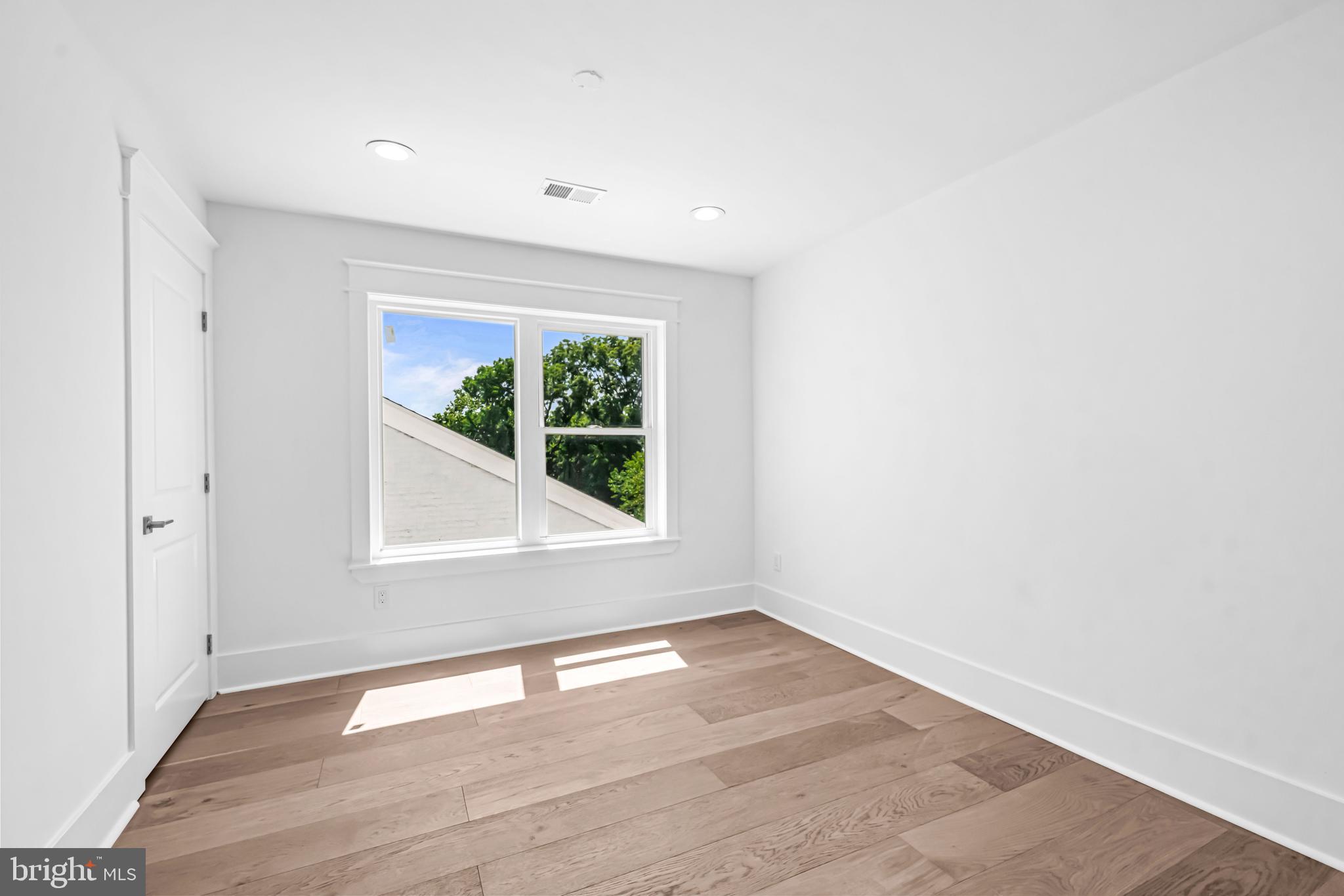 MANAYUNK - Residential