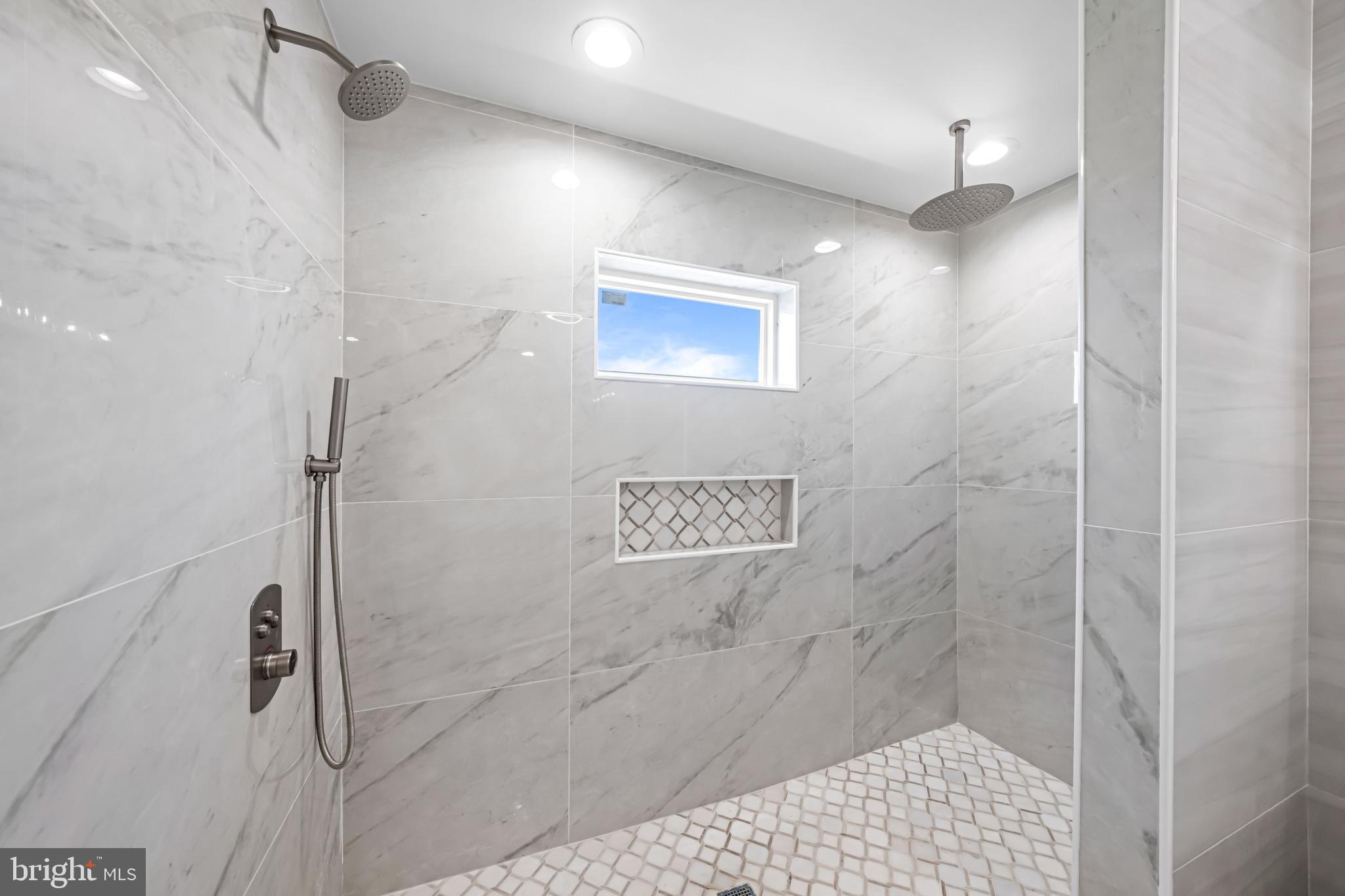 MANAYUNK - Residential