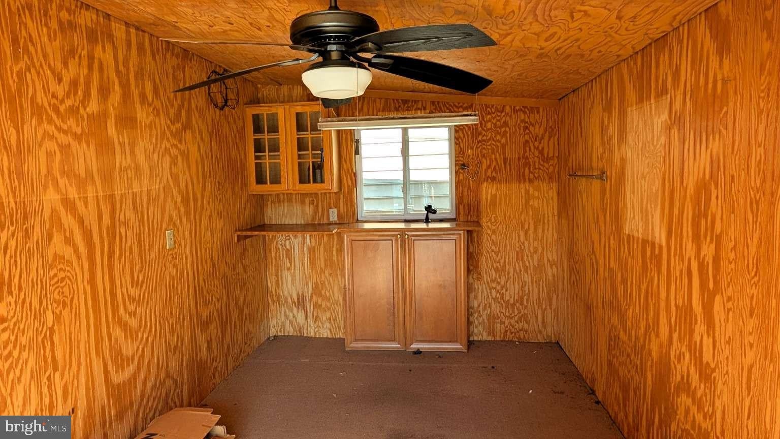 362 LONGSTREET DRIVE