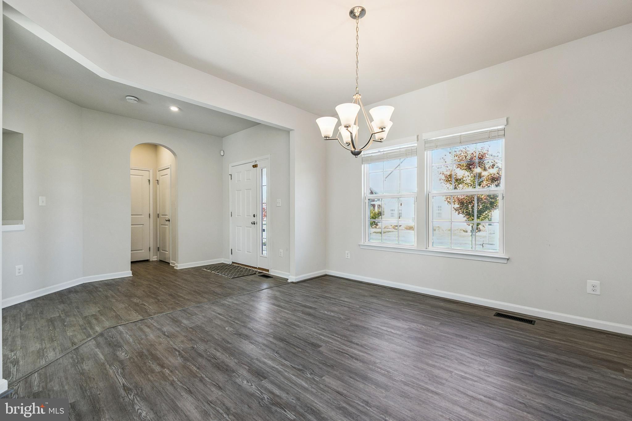 MINTBROOK - Residential