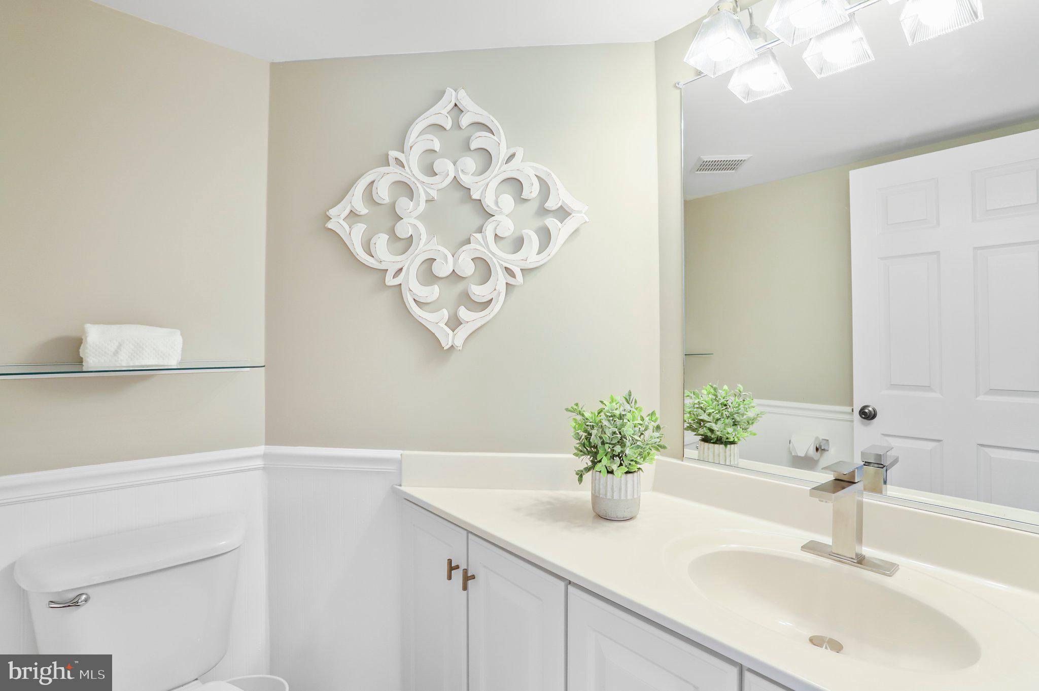 THE MEADOW AT NEW MARKET - Residential