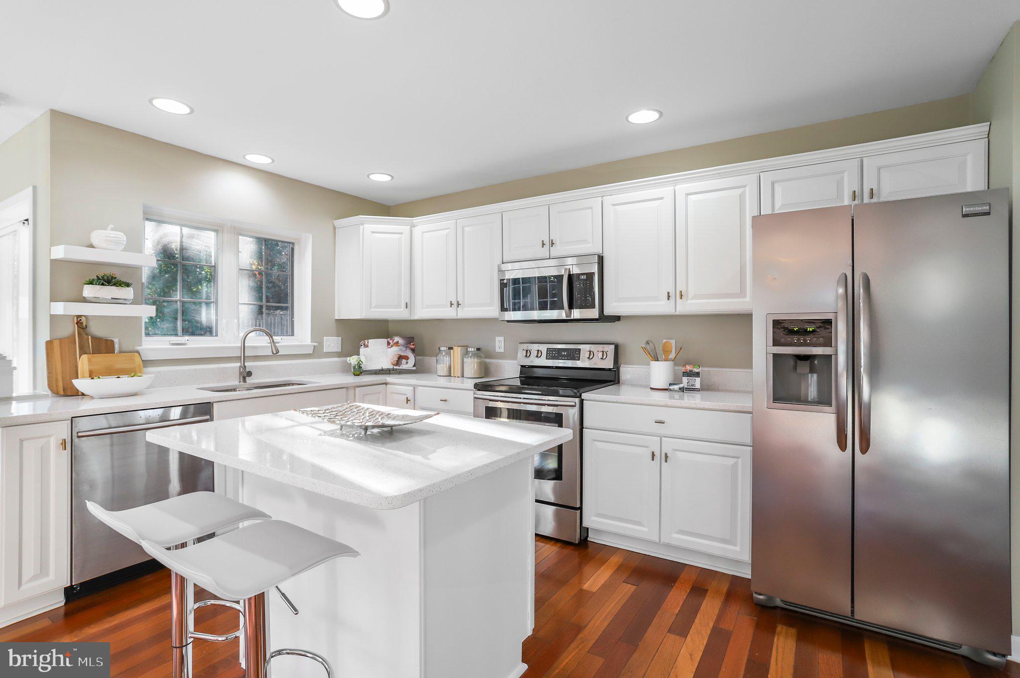 THE MEADOW AT NEW MARKET - Residential