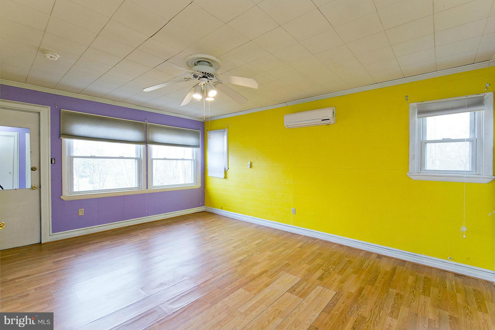 BELMONT - Residential