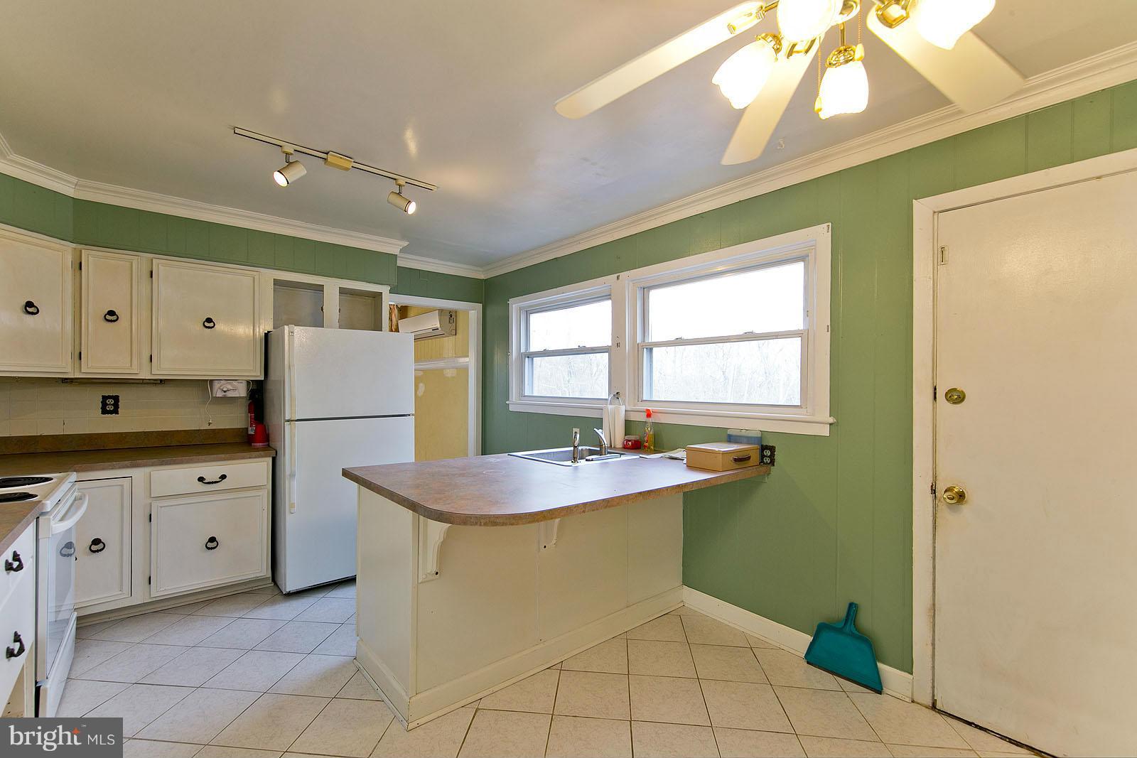 BELMONT - Residential