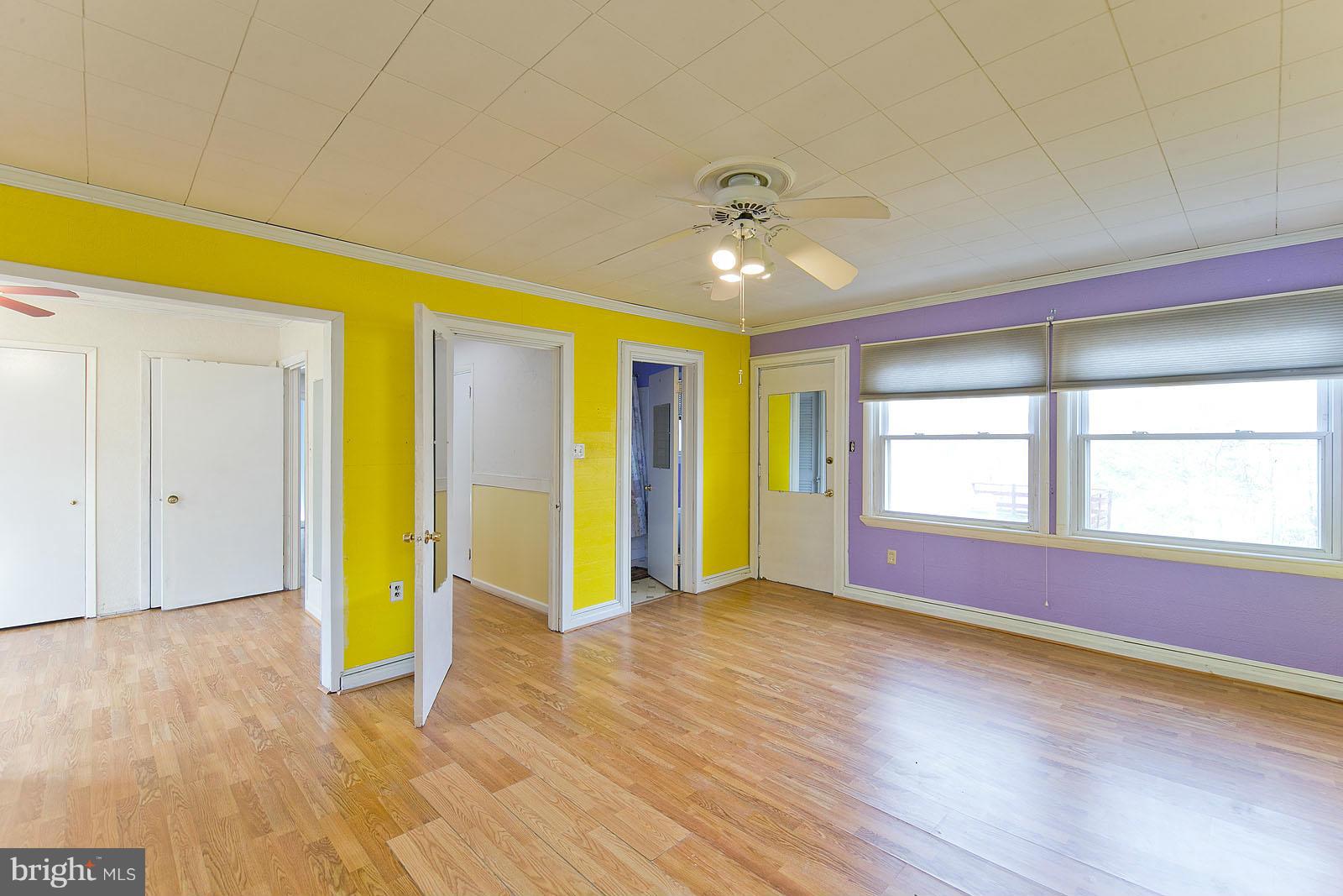 BELMONT - Residential