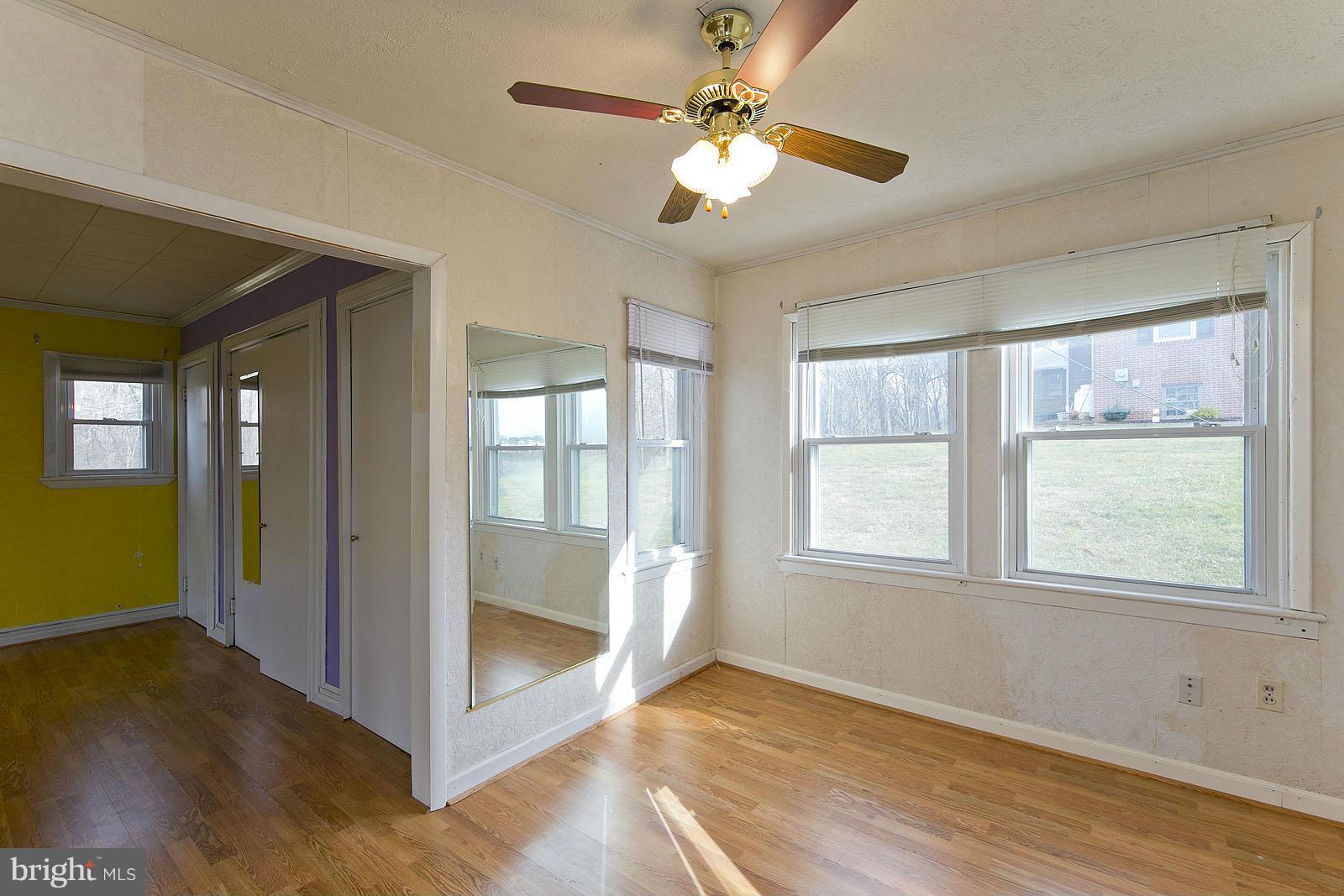 BELMONT - Residential