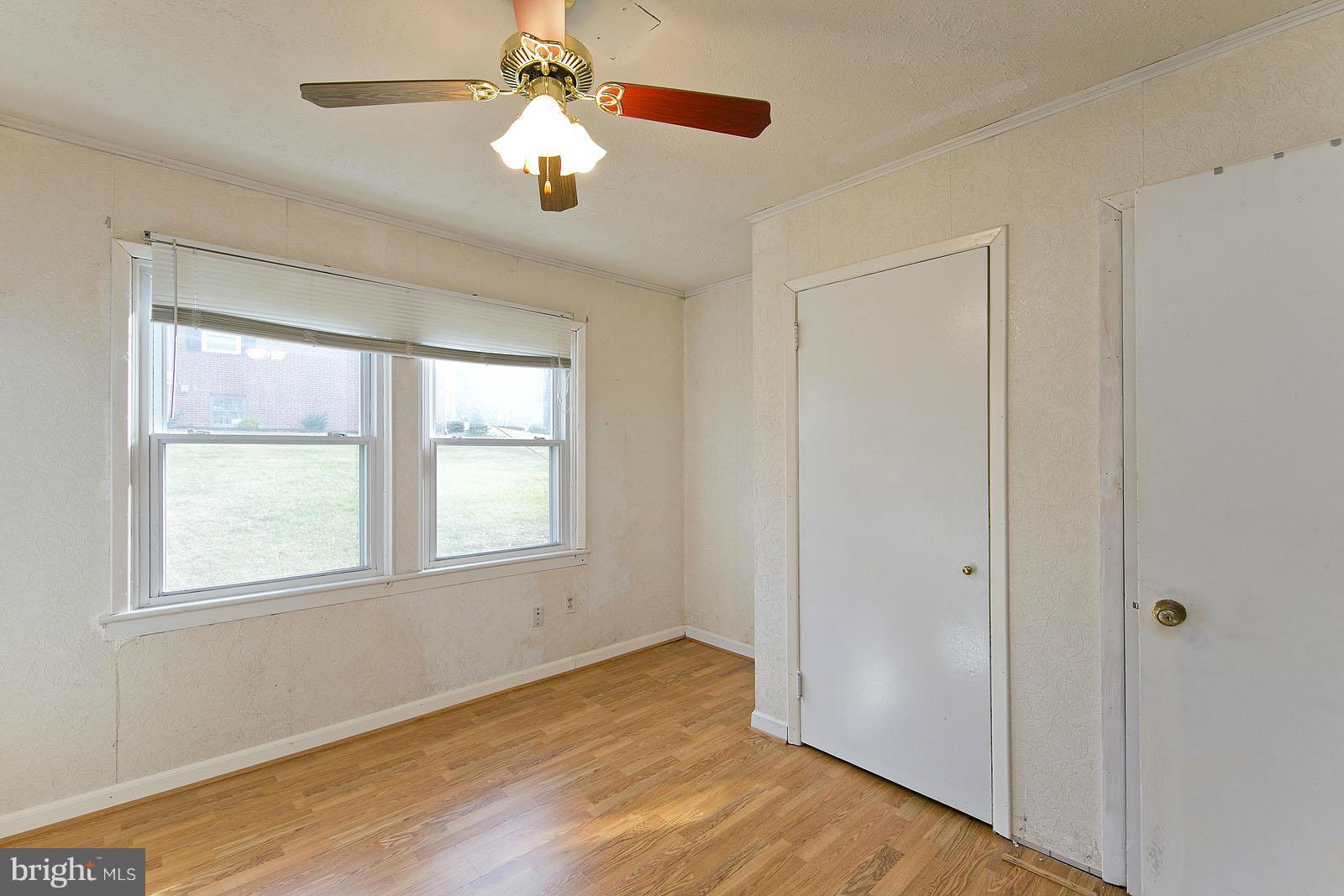 BELMONT - Residential