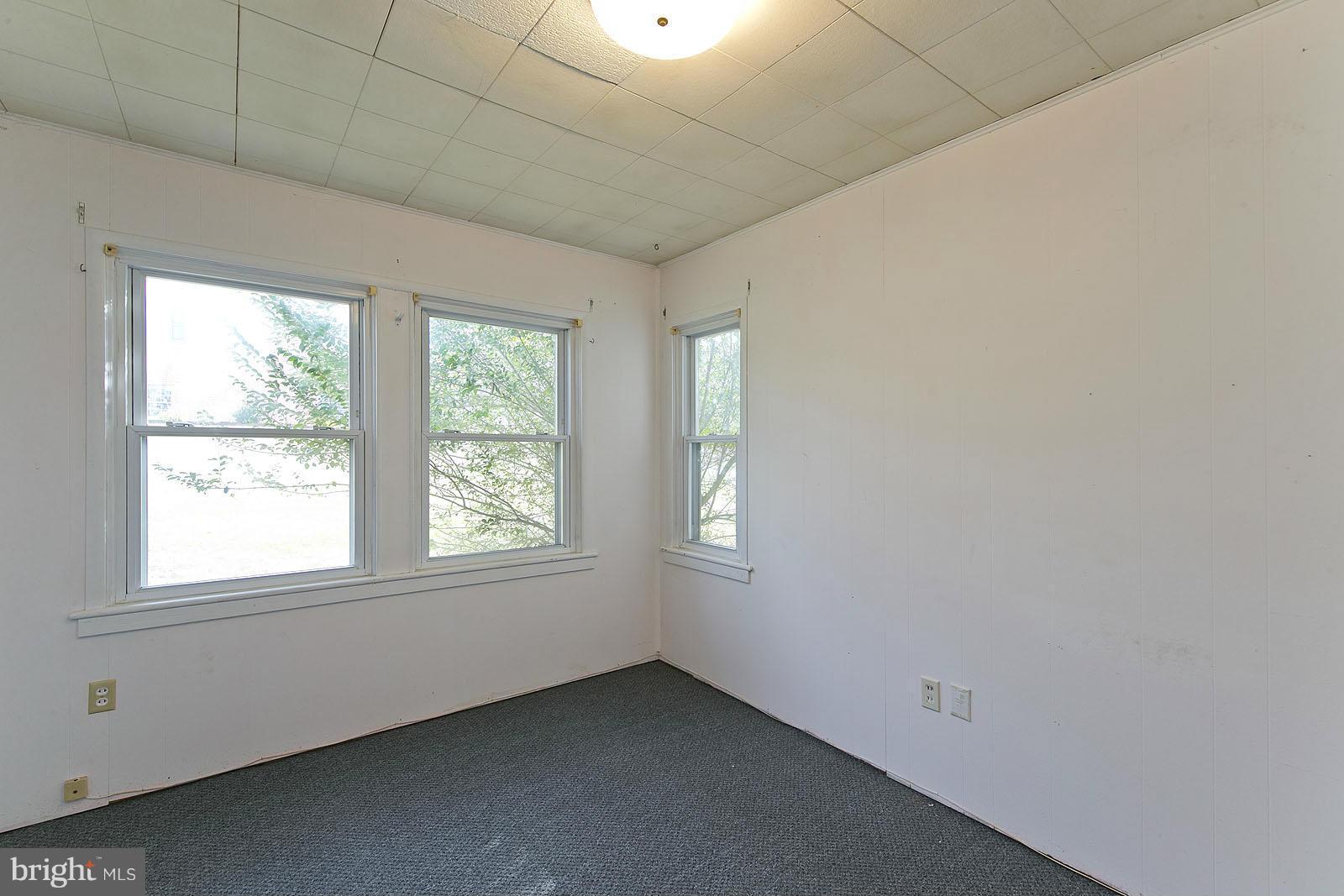 BELMONT - Residential