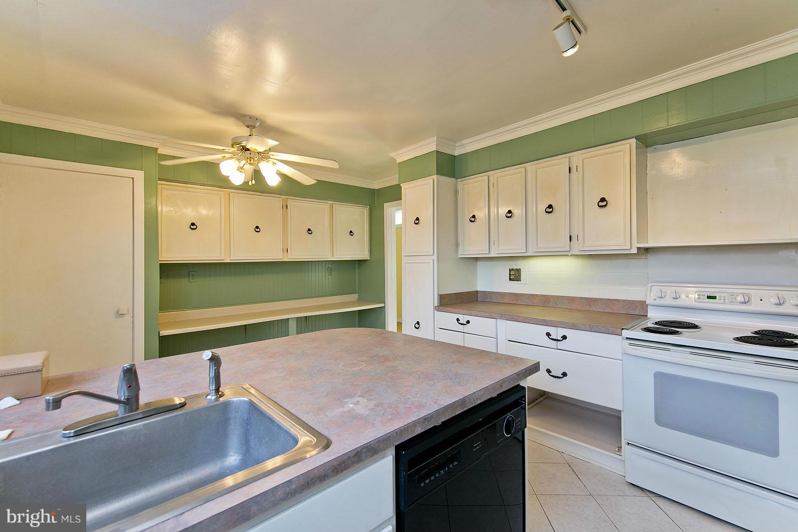 BELMONT - Residential