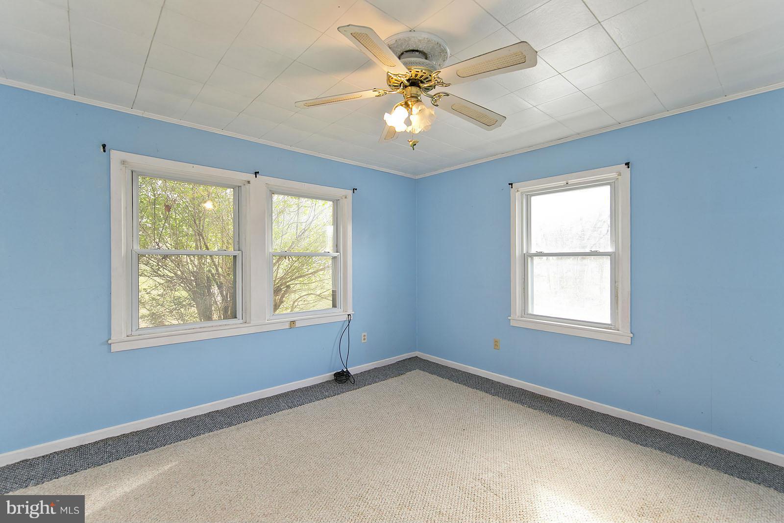 BELMONT - Residential