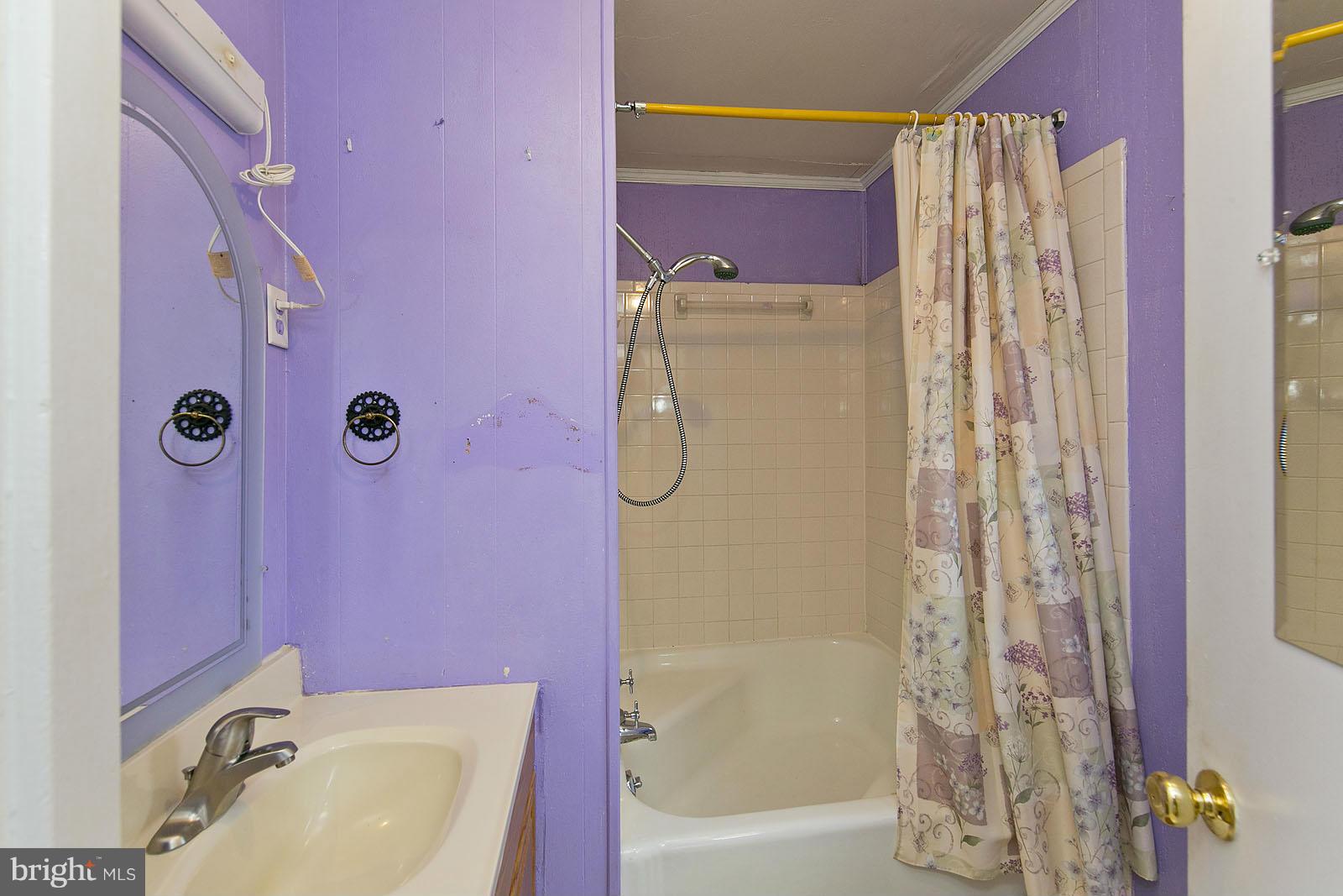 BELMONT - Residential