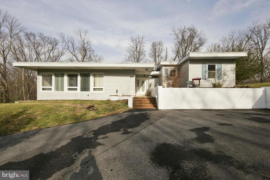 Highly Motivated Seller! Bring Offers!  Belmont is favorably located between the town and Shenandoah National Park.  Just as convenient to downtown shopping and dining as it is to hiking trails and untouched parklands. This custom-built home offers a contemporary floorplan, eat-in kitchen, formal dining and expansive windows that perfectly frame the mountain views. One-of-a-kind Rehab Opportunity!