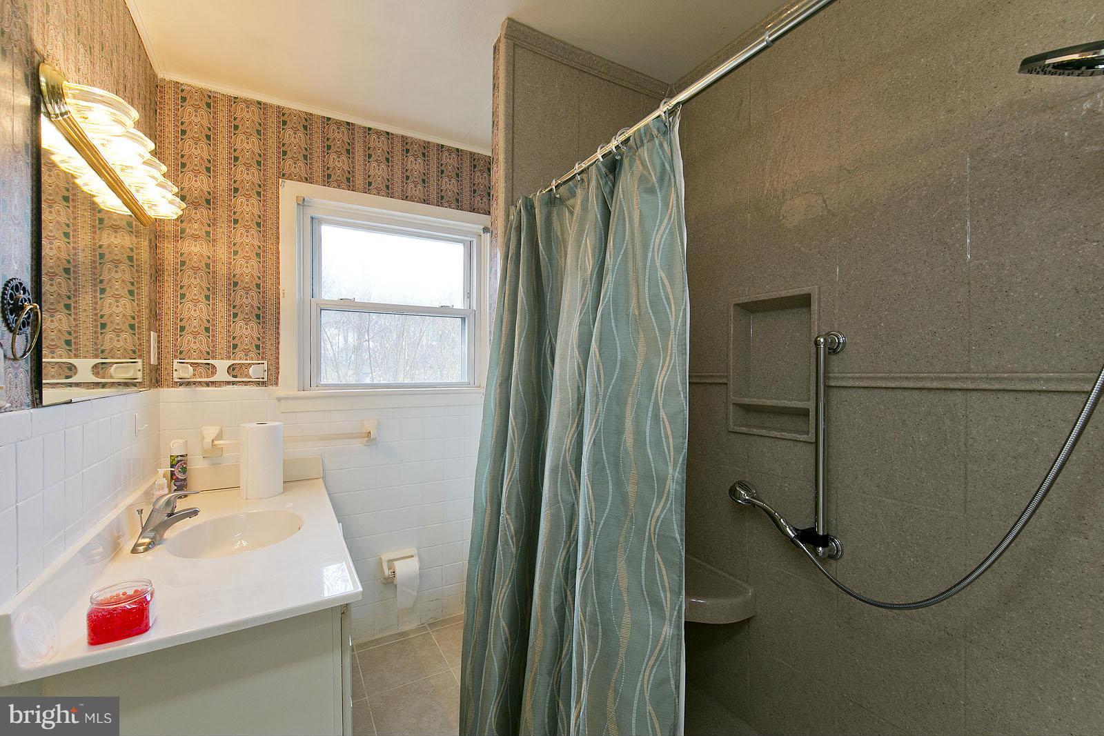 BELMONT - Residential