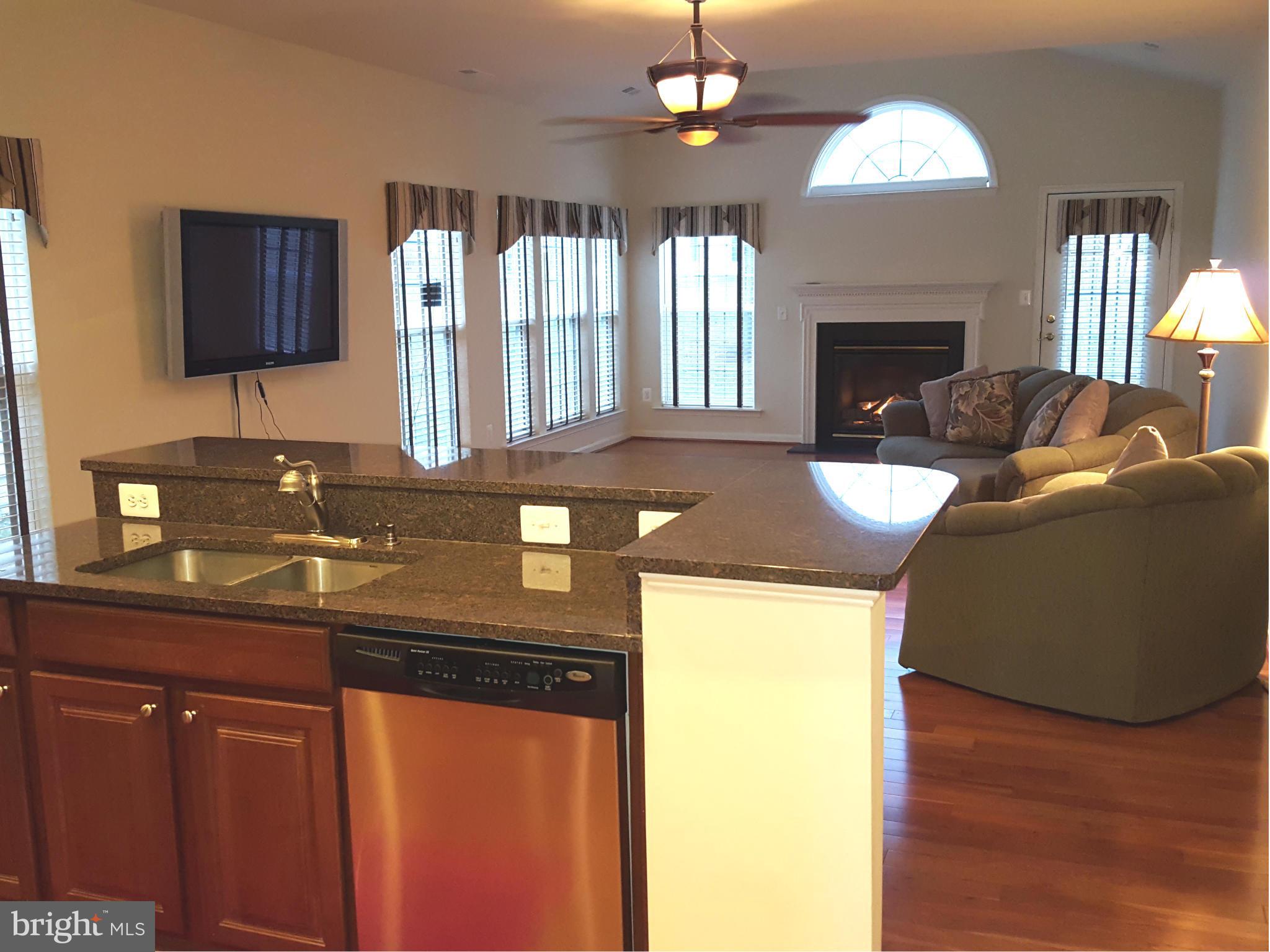 SYMPHONY VILLAGE AT CENTREVILLE - Residential Lease