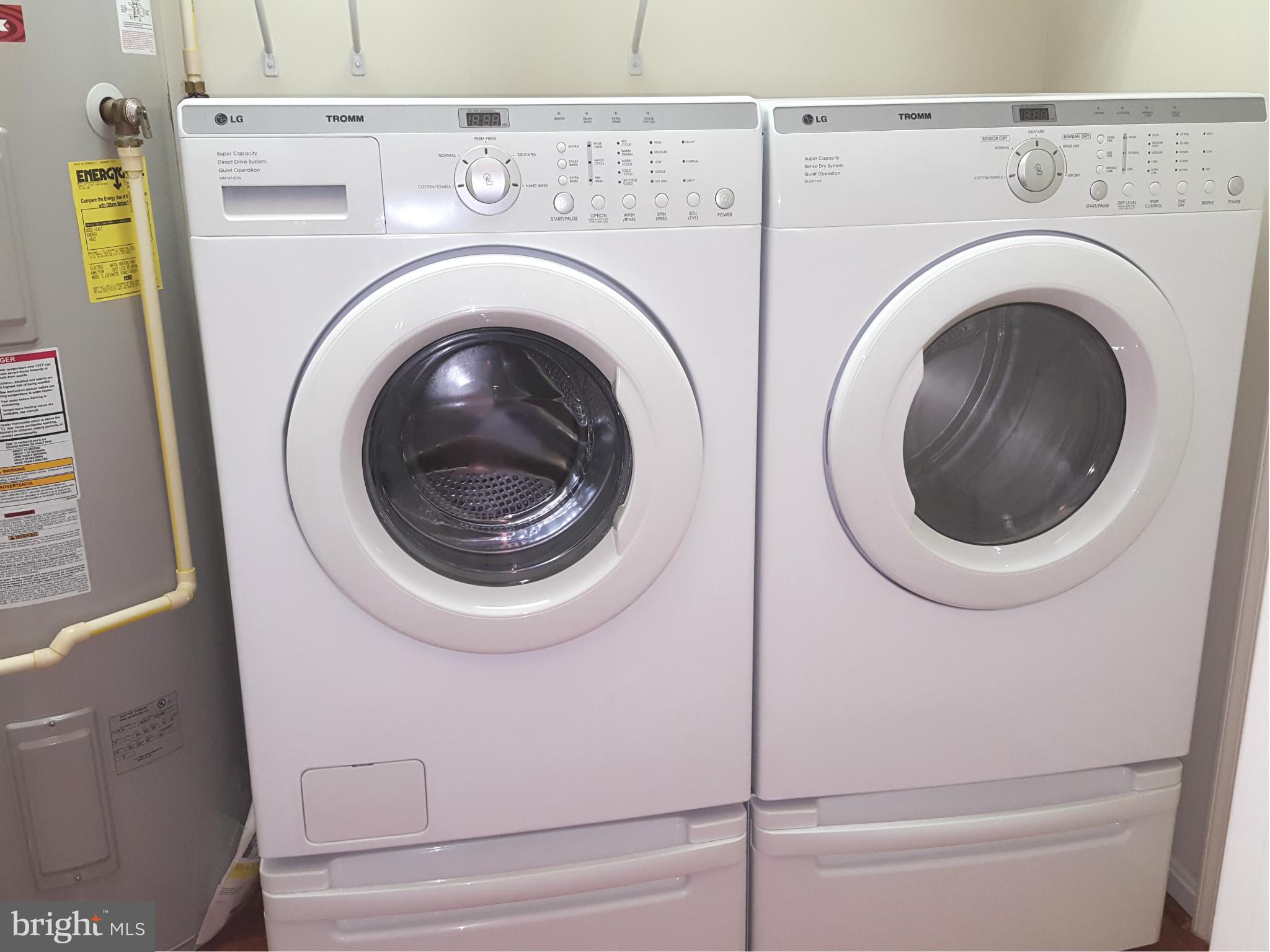 SYMPHONY VILLAGE AT CENTREVILLE - Residential Lease