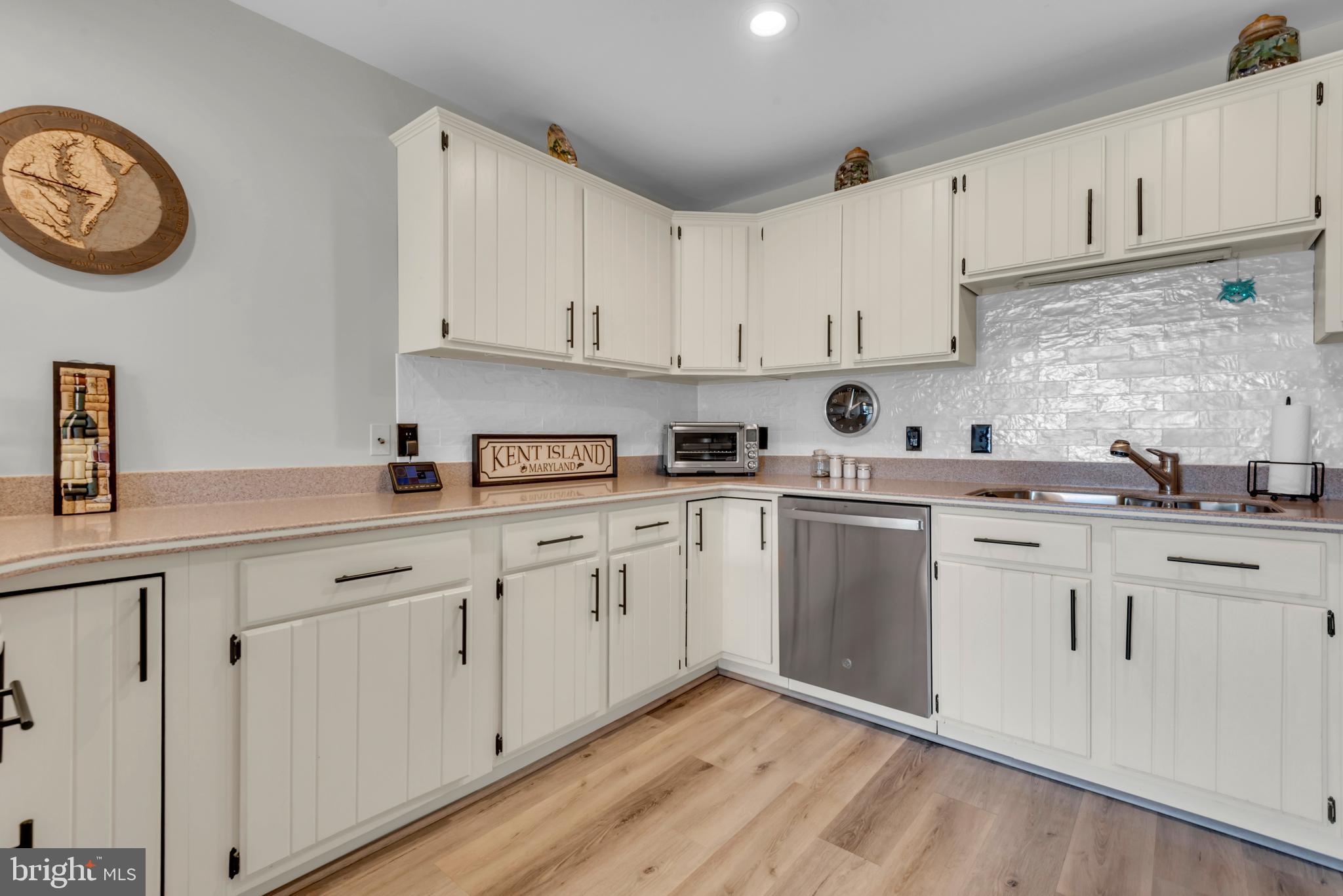 BAYVIEW AT KENT NARROWS - Residential