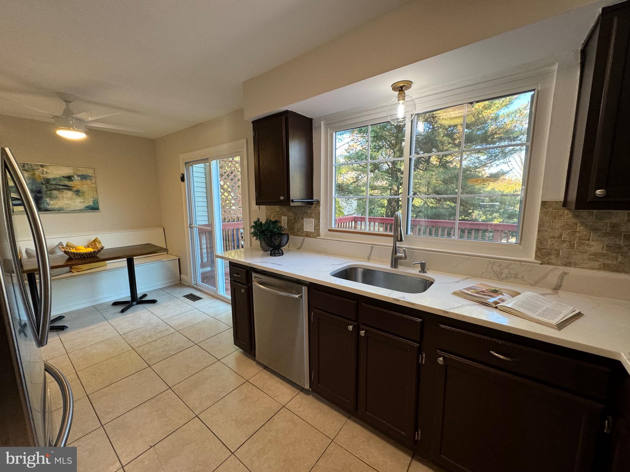 LONGMEAD - Residential