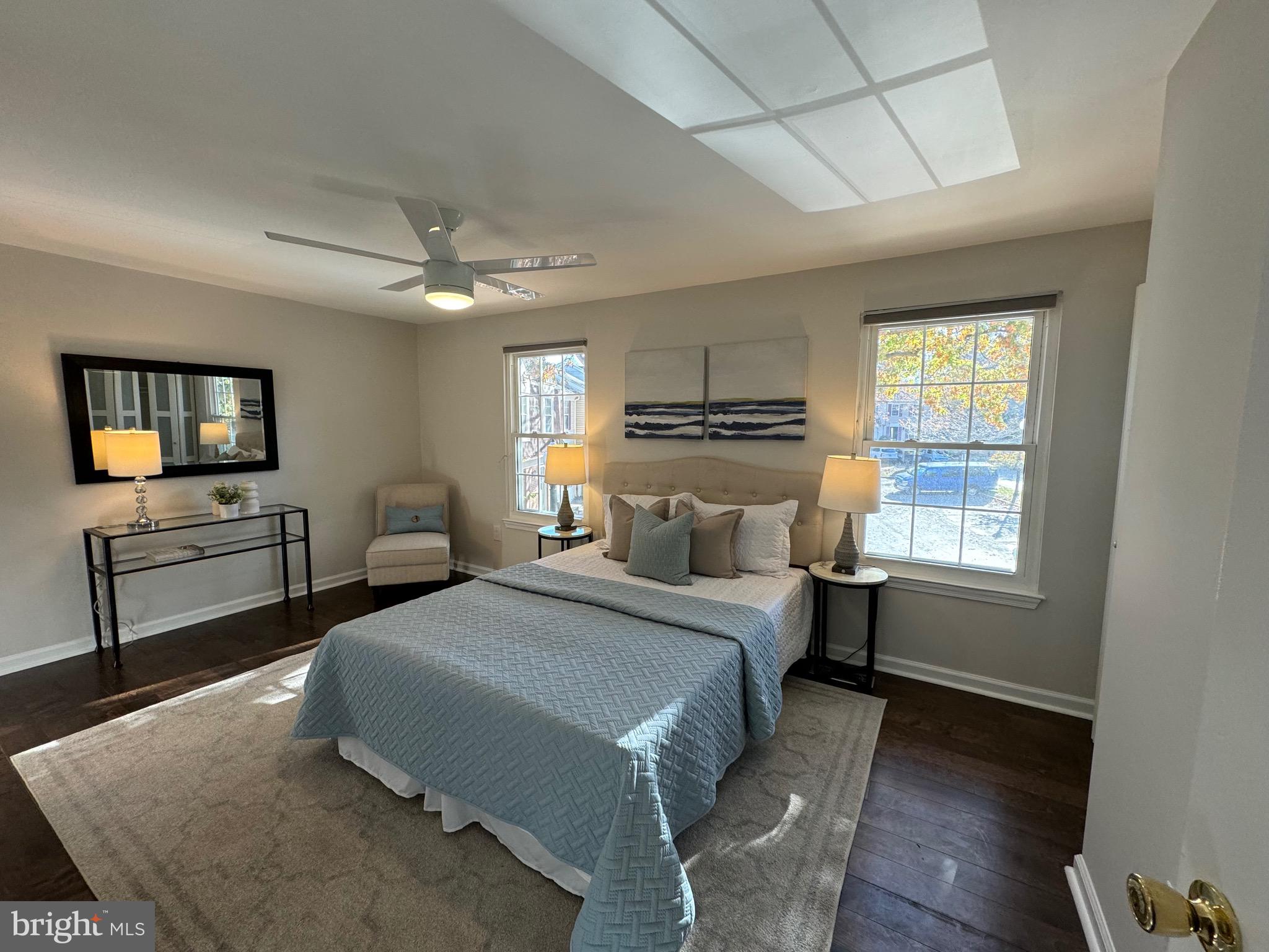 LONGMEAD - Residential