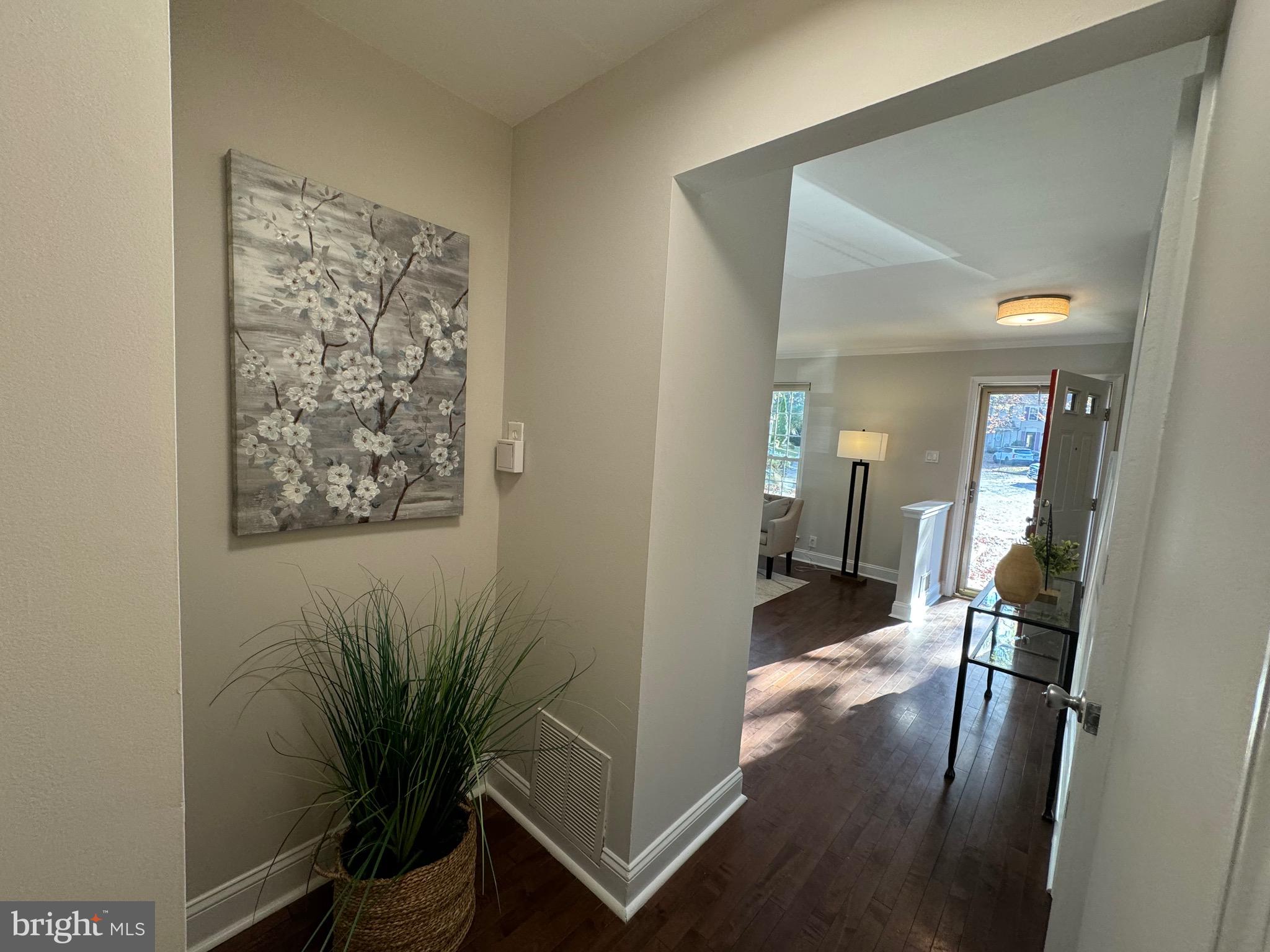 LONGMEAD - Residential