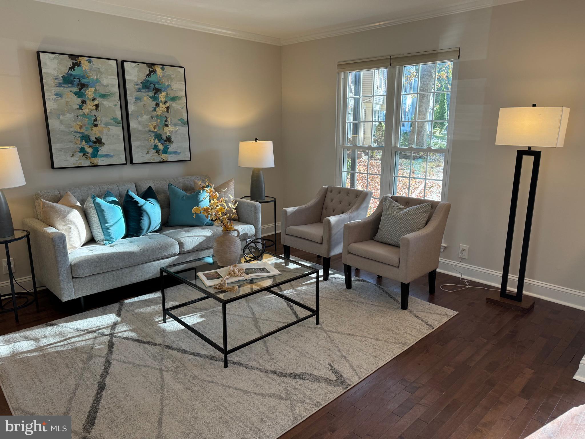 LONGMEAD - Residential