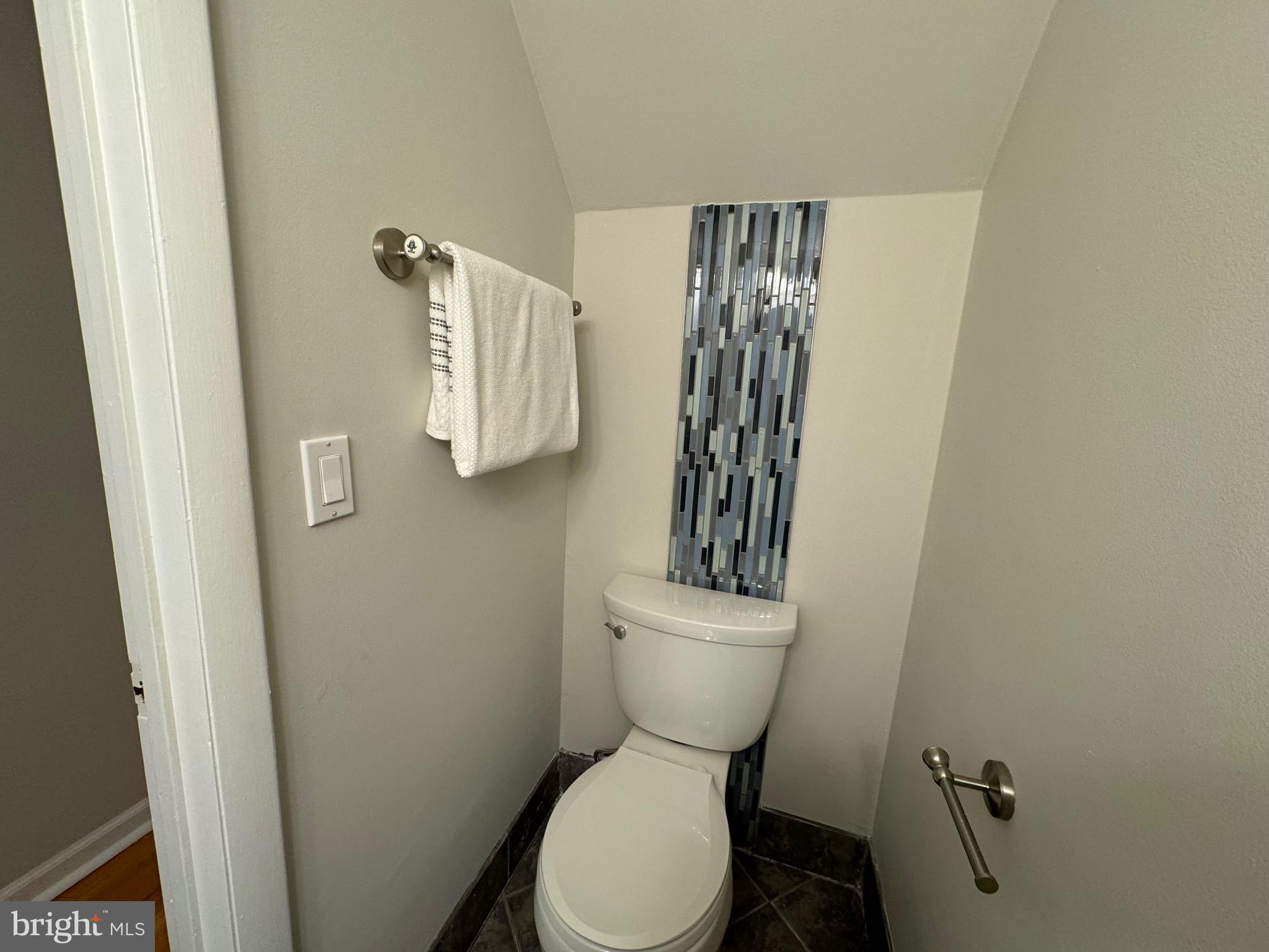 LONGMEAD - Residential