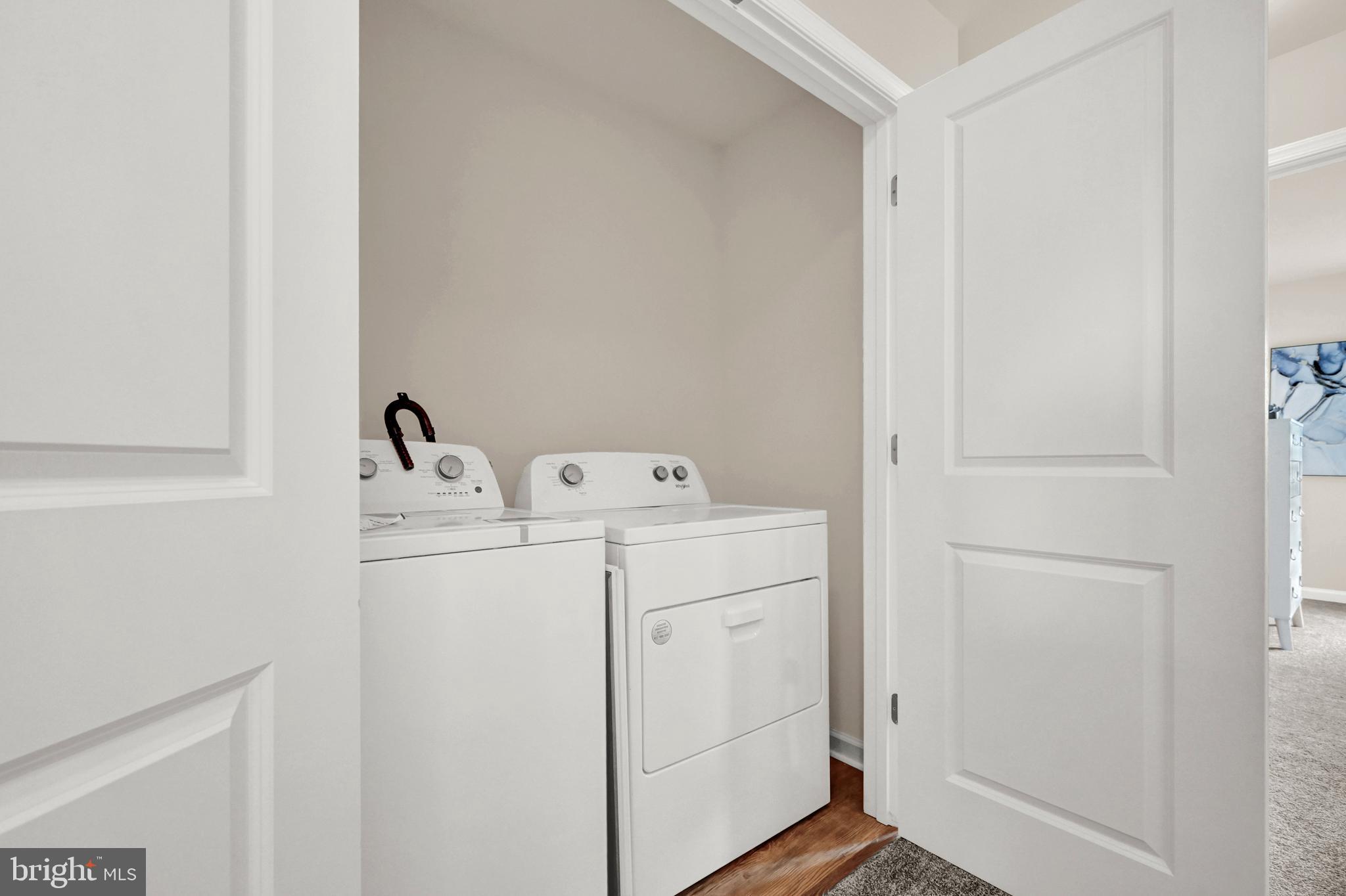 THE LANDING AT FARM LANE ESTATES - Residential