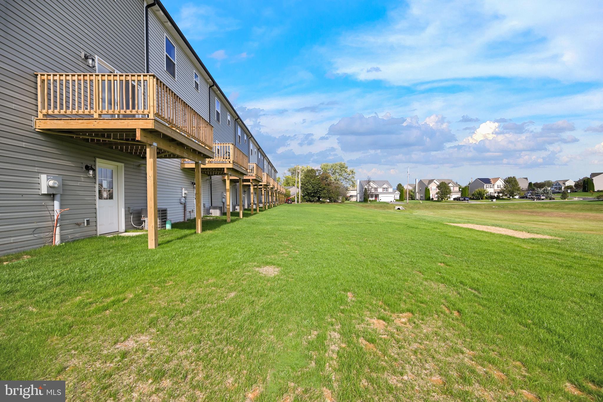 THE LANDING AT FARM LANE ESTATES - Residential