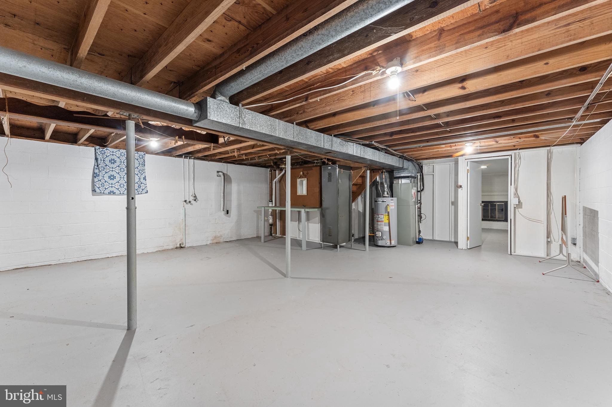 BELL AIR HEIGHTS - Residential Lease