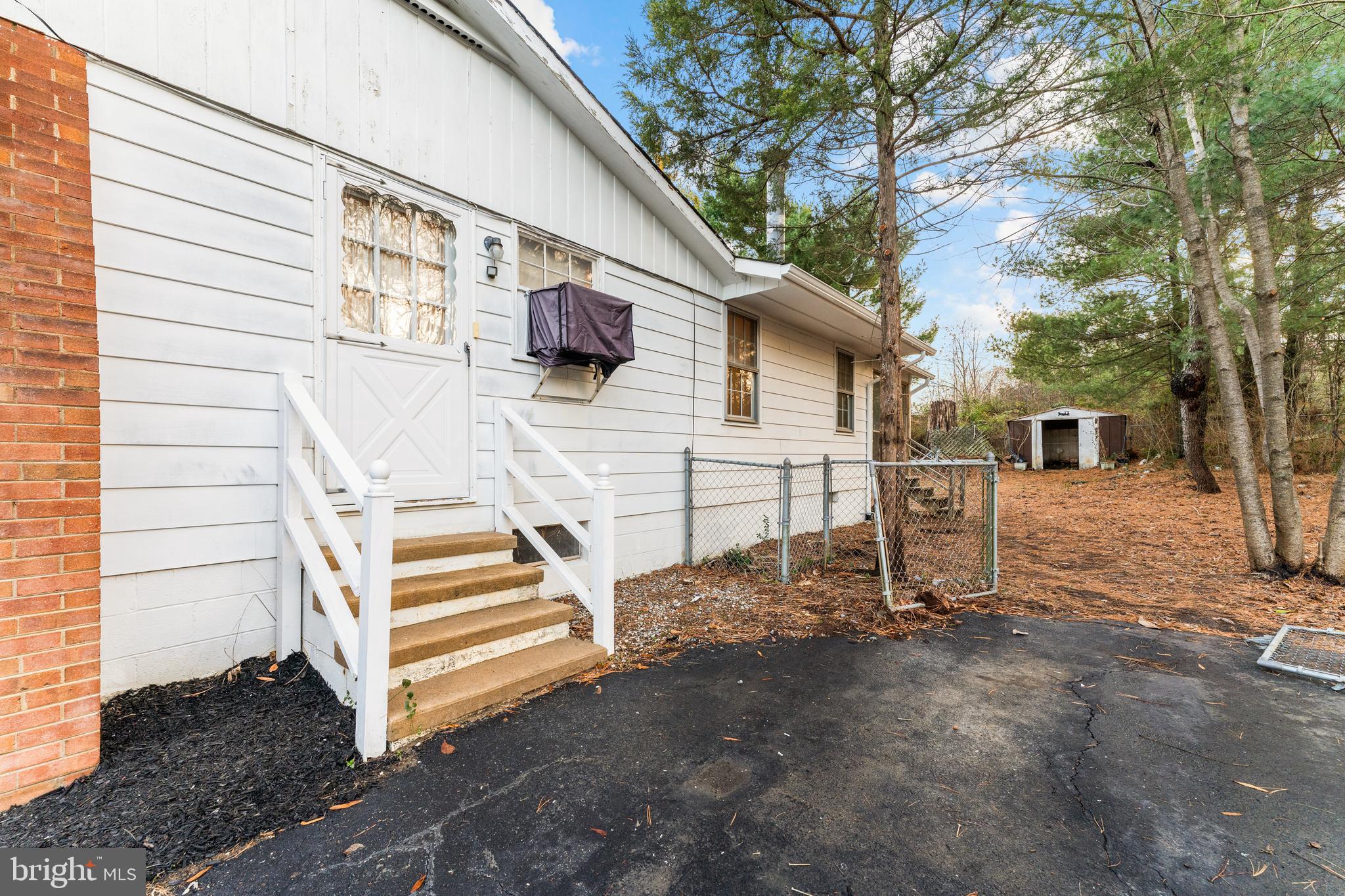 BELL AIR HEIGHTS - Residential Lease