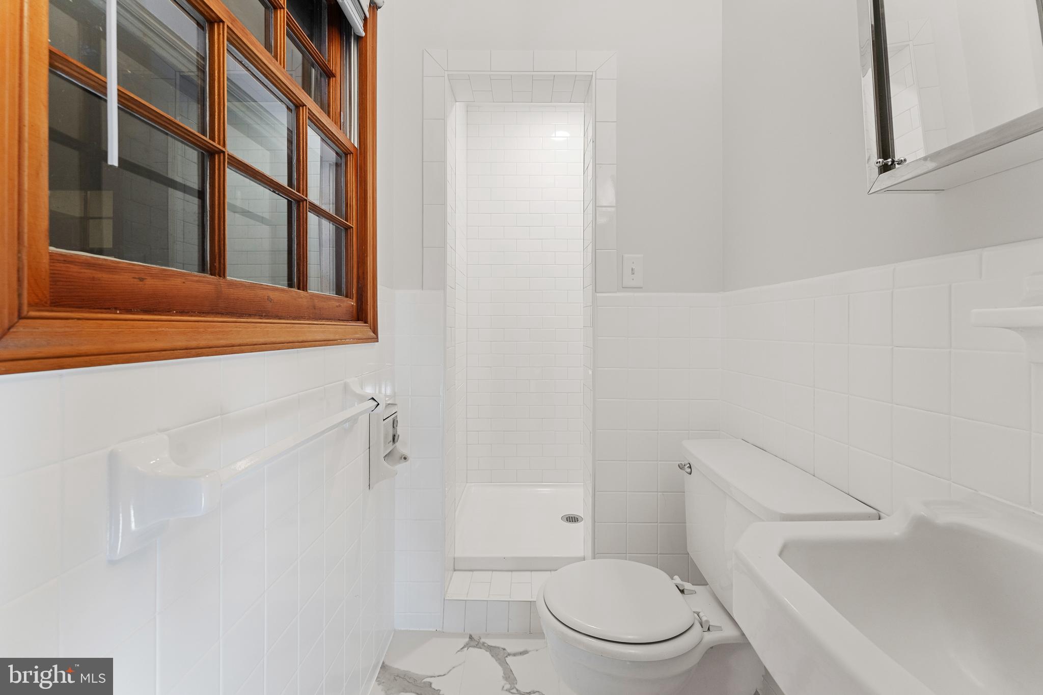 BELL AIR HEIGHTS - Residential Lease