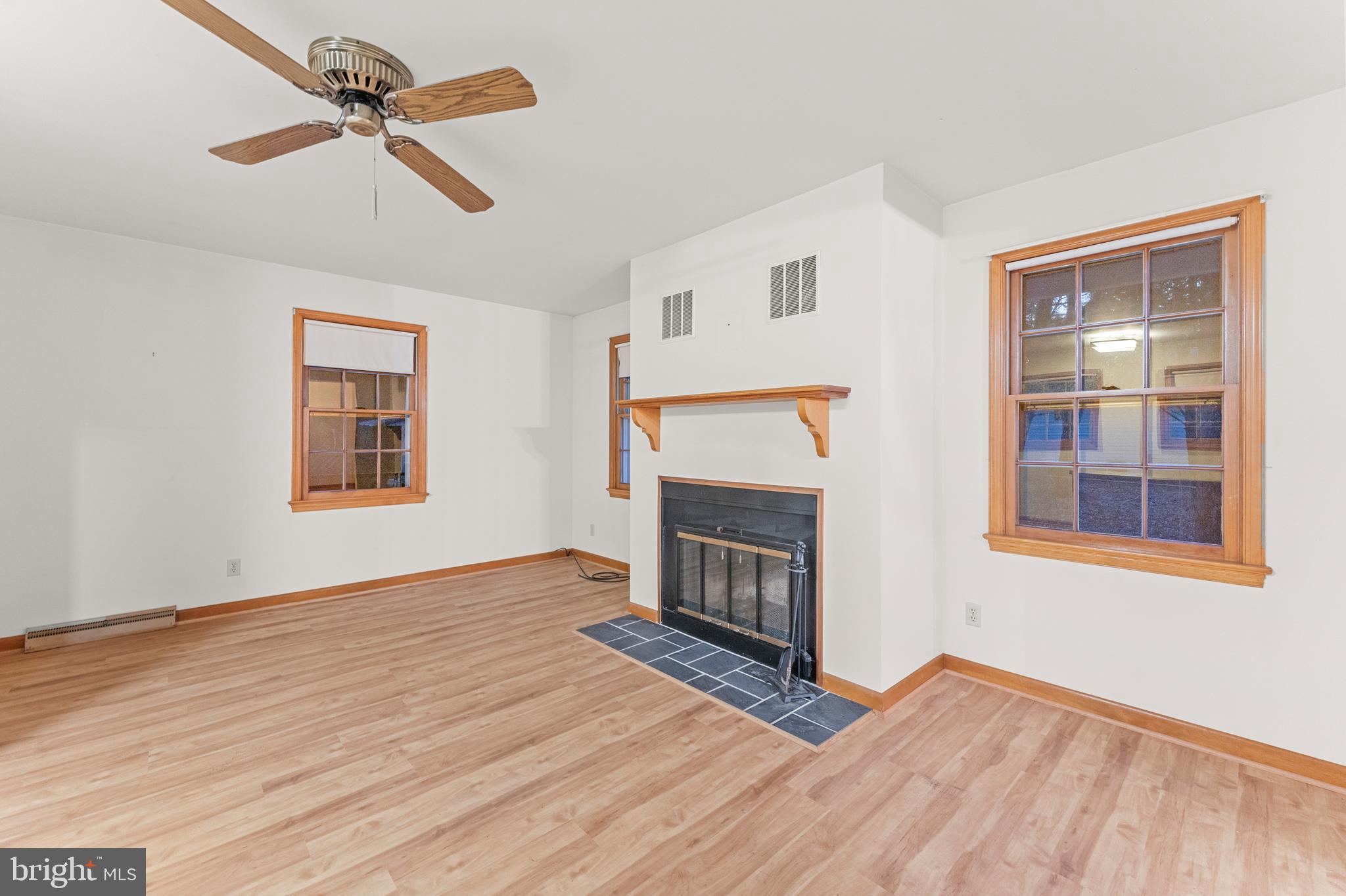 BELL AIR HEIGHTS - Residential Lease