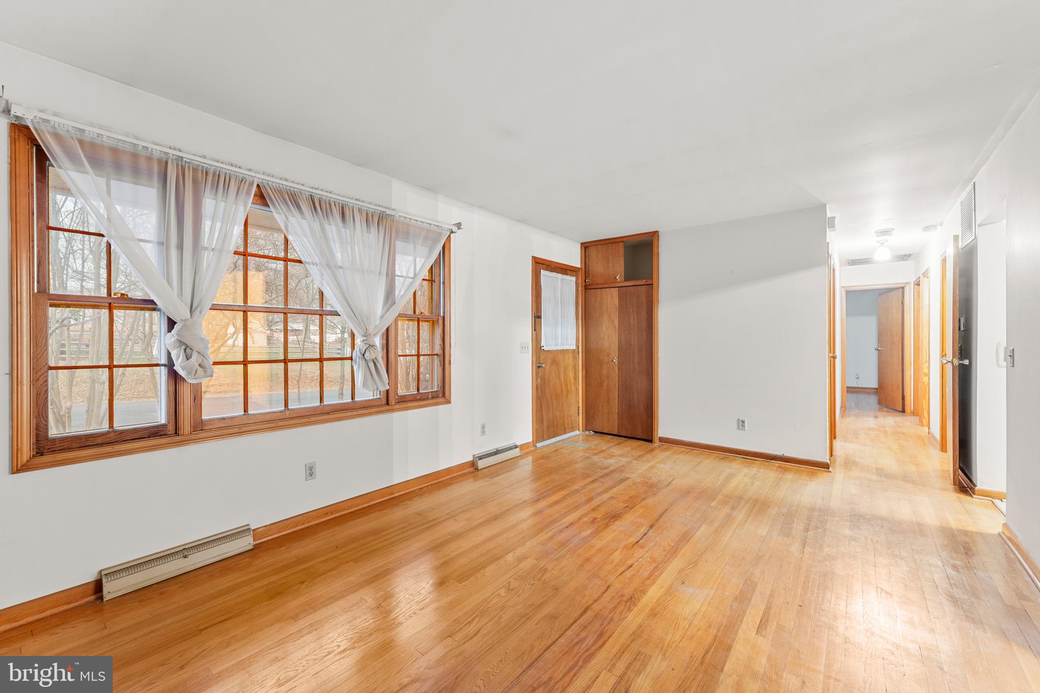 BELL AIR HEIGHTS - Residential Lease