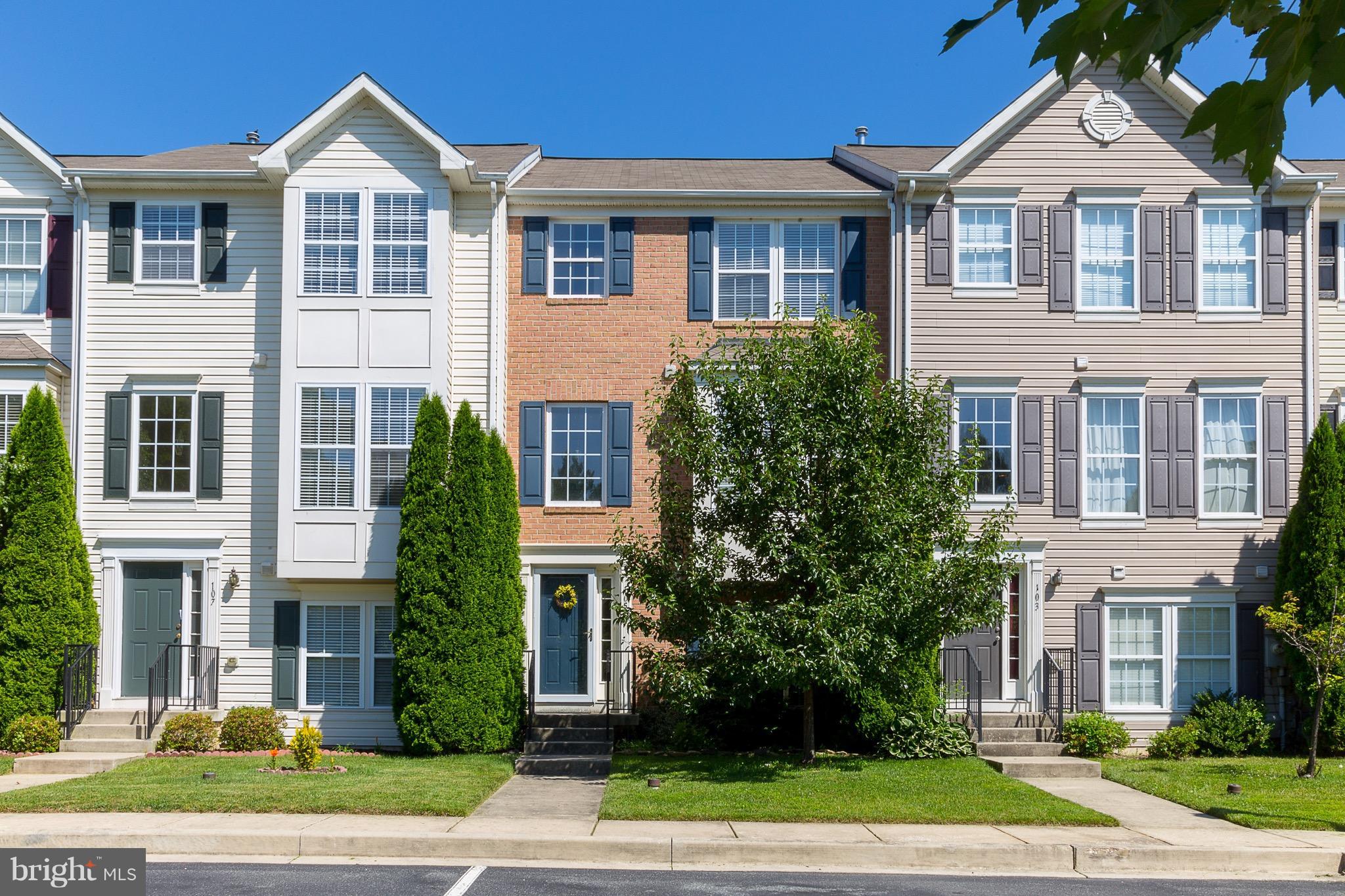 EAGLES LANDING AT WATERS EDGE - Residential