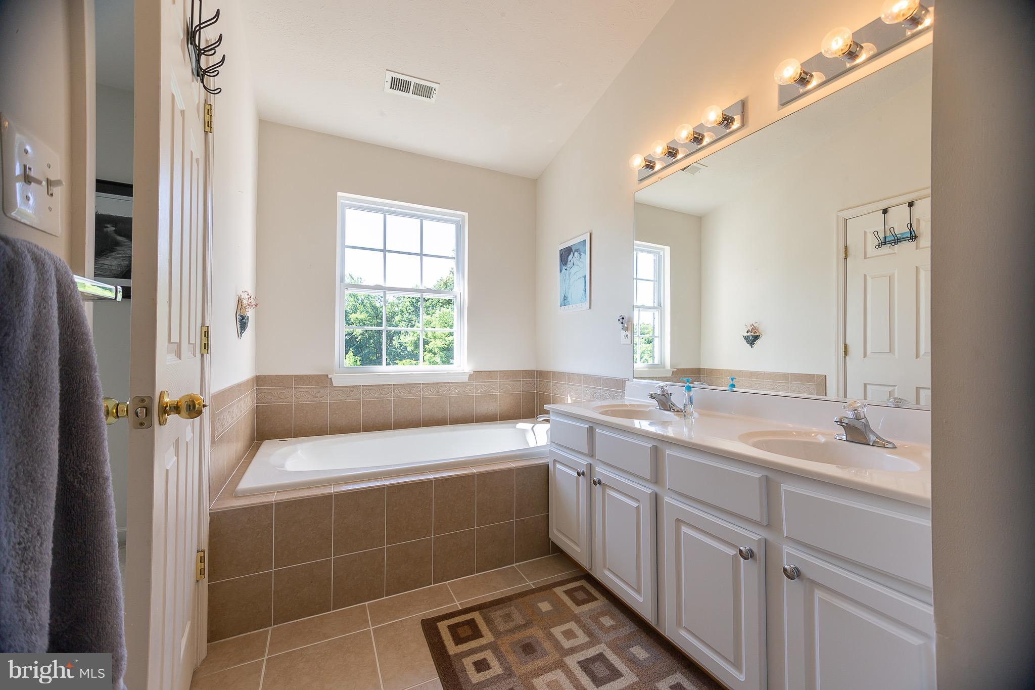 EAGLES LANDING AT WATERS EDGE - Residential